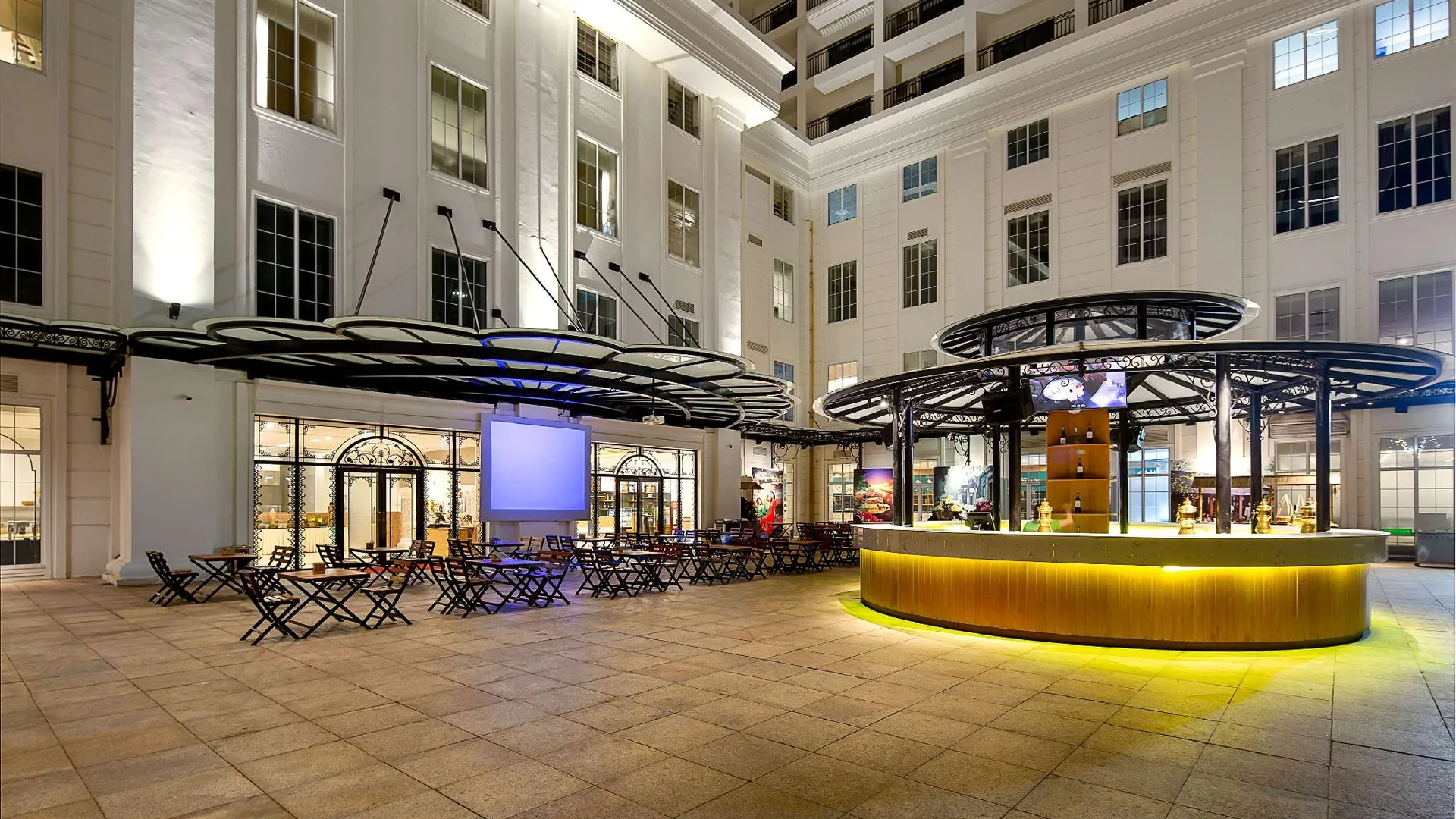 다낭 윈덤 다낭 골든 베이 5성급 호텔 외관