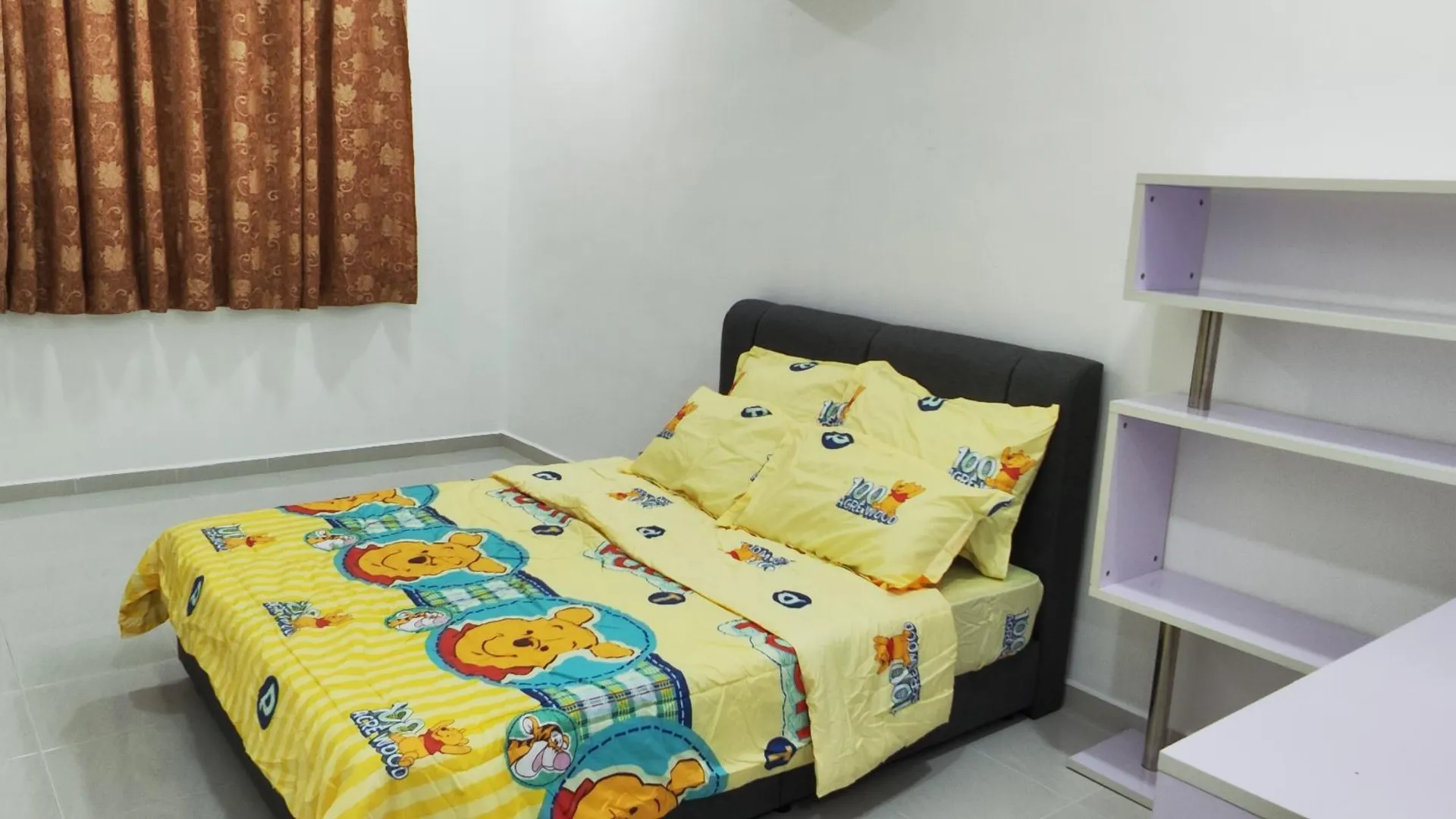 알로스타 / 알로르세타르 알러 세타 시티 센터의 아파트먼트 (100m², 침실 4개, 프라이빗 욕실 3개) 3성급 싱글룸 스위트룸