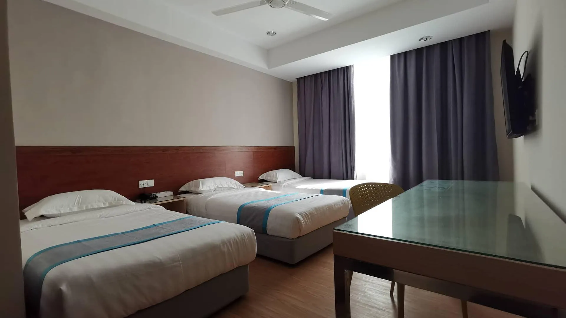 코타키나발루 TD 캐피탈 호텔 이나남 2성급 호텔 레스토랑