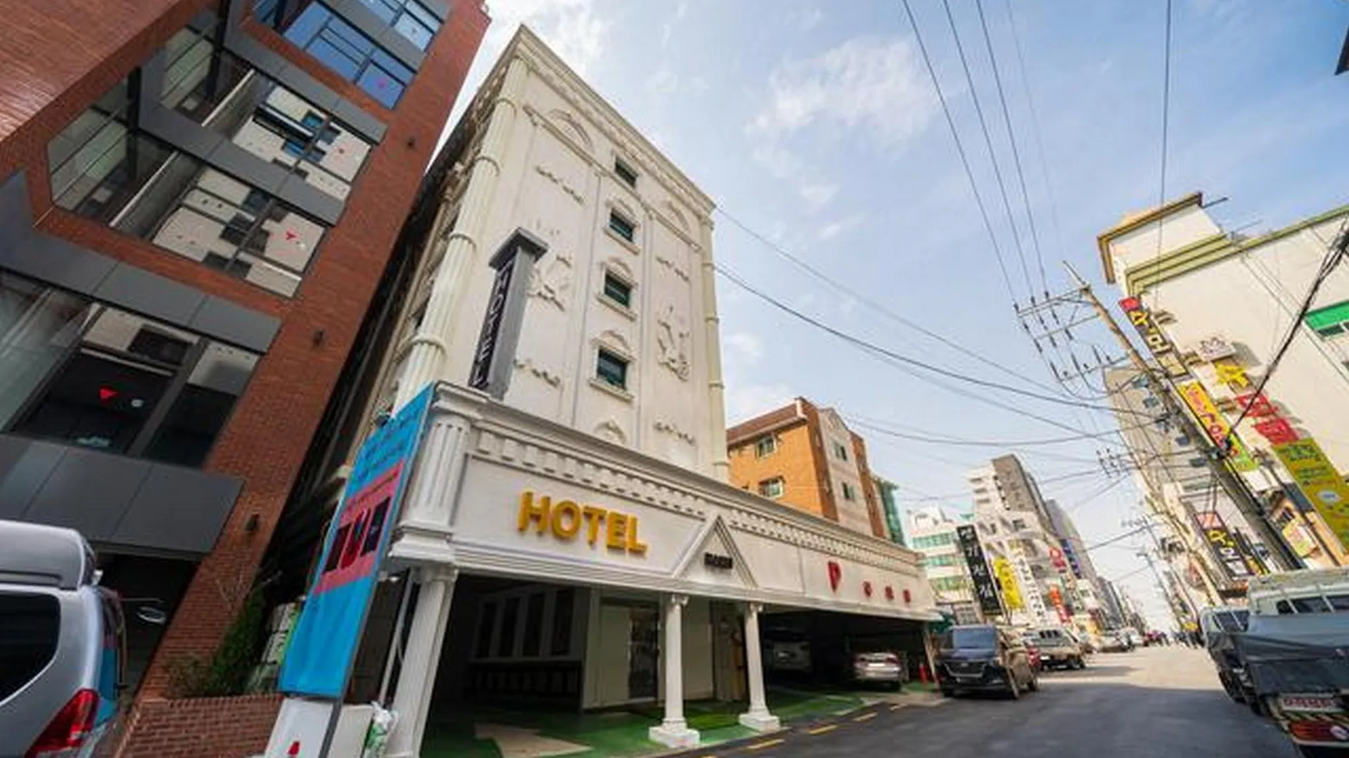 수원 수원시청역 하루 호텔 전망