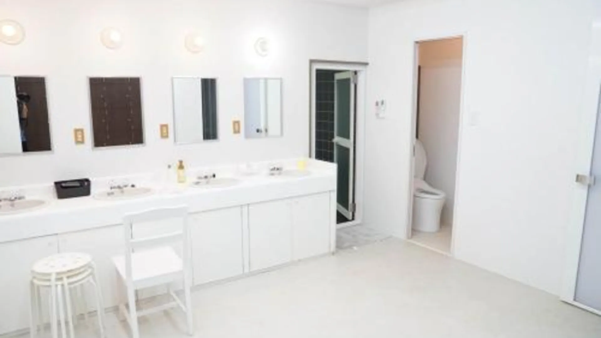 오사카 心斎橋難波関空直通Imamiya miyabi Hotel Ambers Hostel 호텔 스위트룸