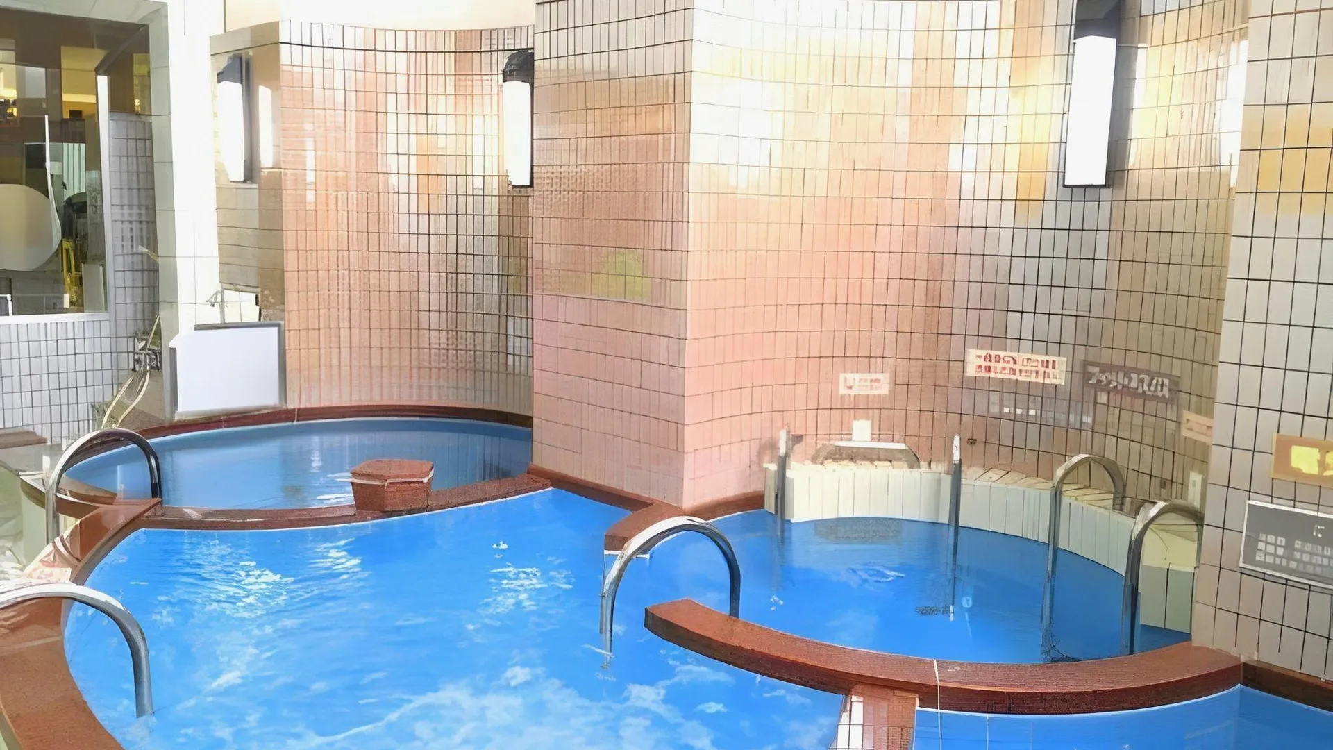 오사카 시티 인 니시 타나베 2성급 호텔 로비