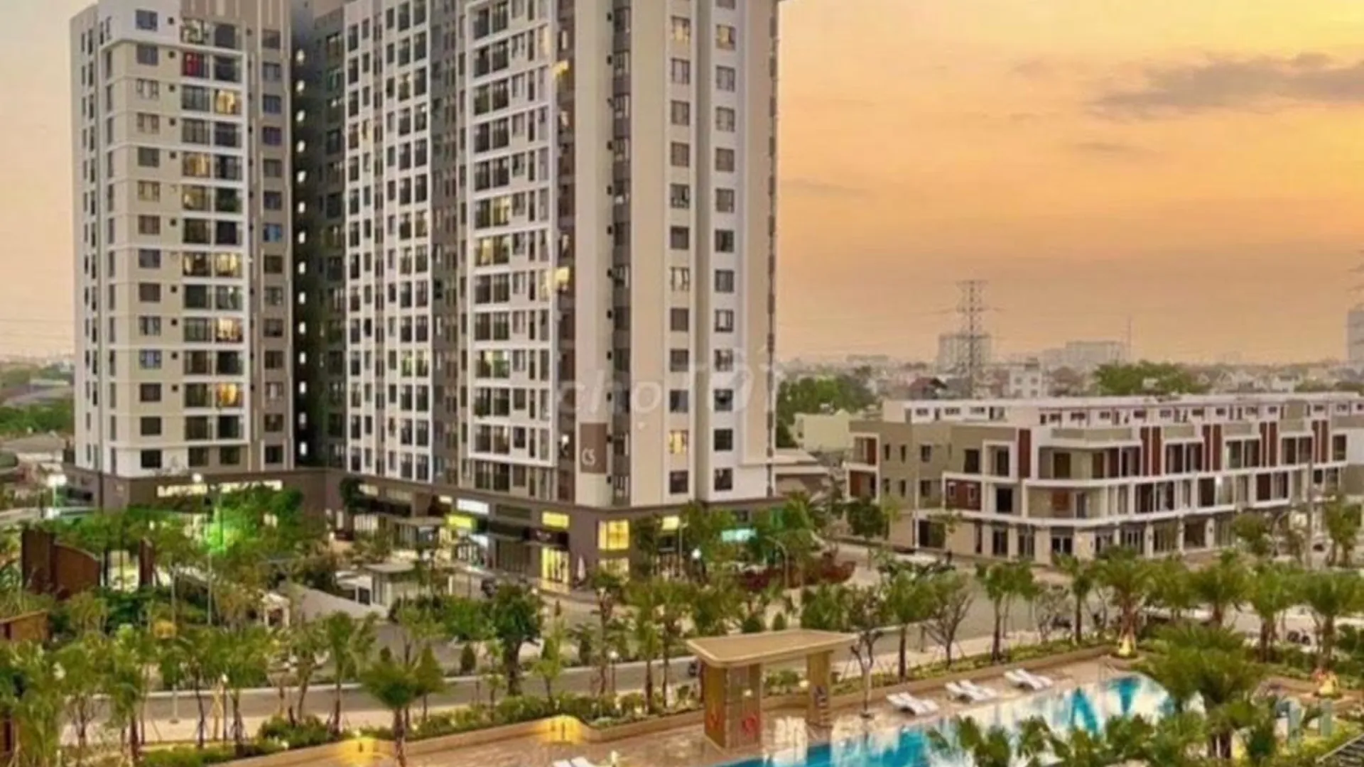 호치민 12군의 아파트먼트 (80m², 침실 2개, 프라이빗 욕실 1개) 5성급 싱글룸 로비