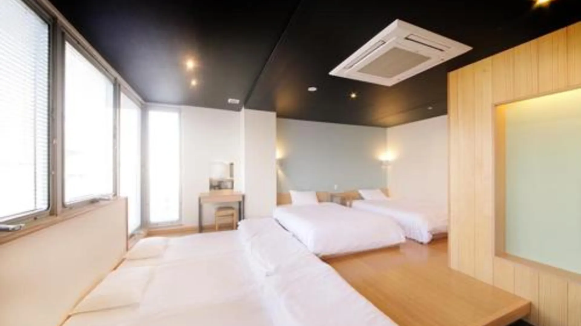 교토 R. 스타 호스텔 교토 재팬 2성급 호텔 전망