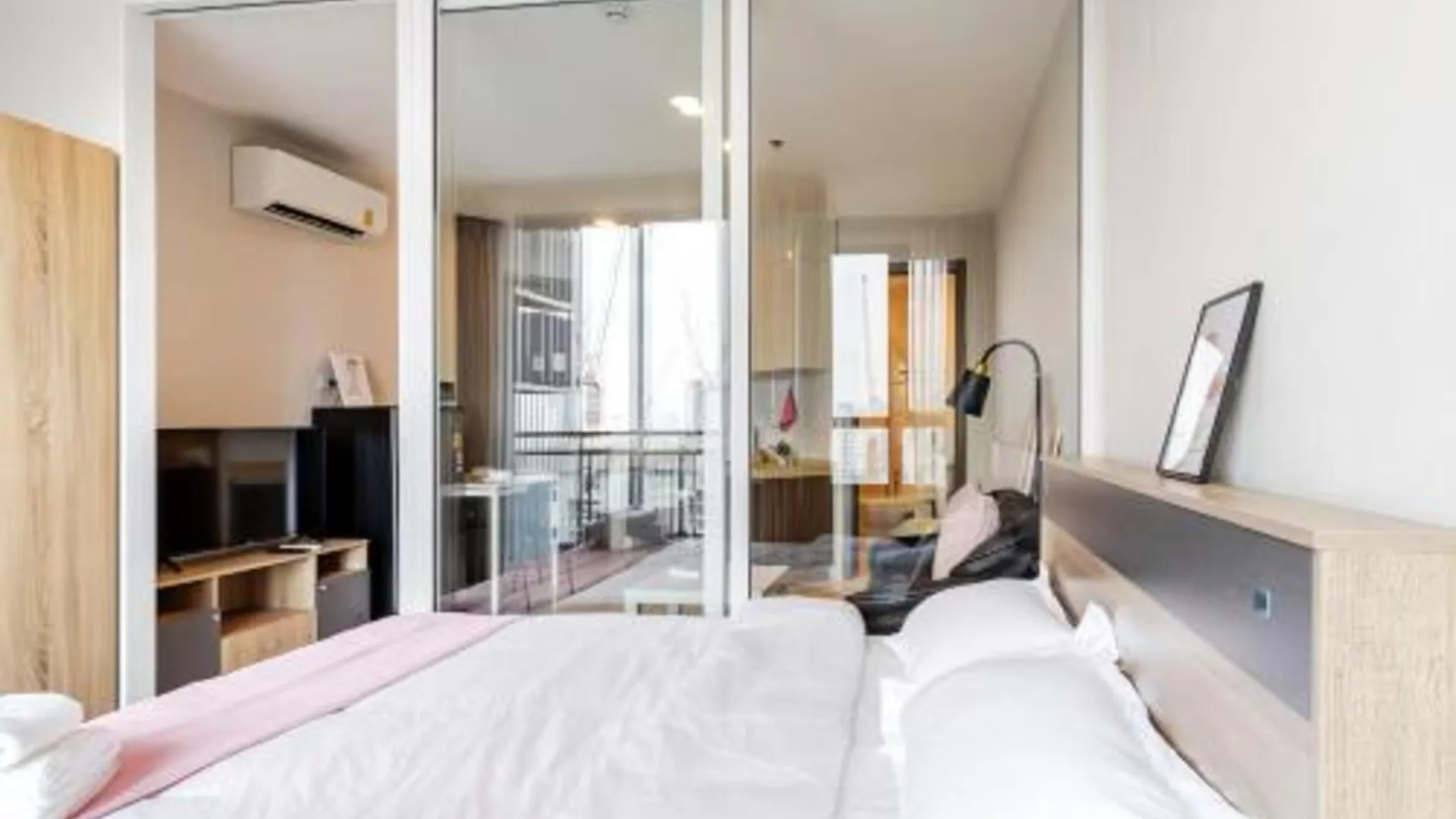 방콕 Artisan Ratchada Condo Bangkok 3성급 게스트하우스 스위트룸