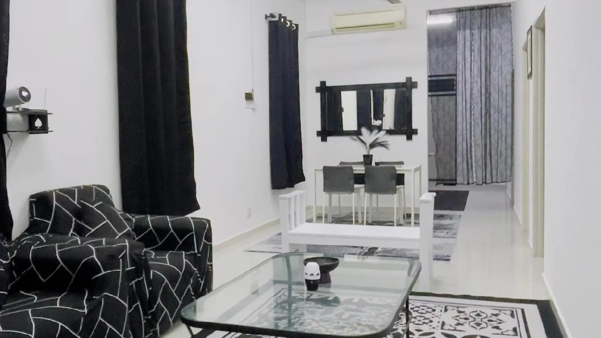 쿠안탄 쿠안탄 시의 프라이빗 하우스 (m², 침실 4개, 프라이빗 욕실 2개) 2성급 싱글룸 객실