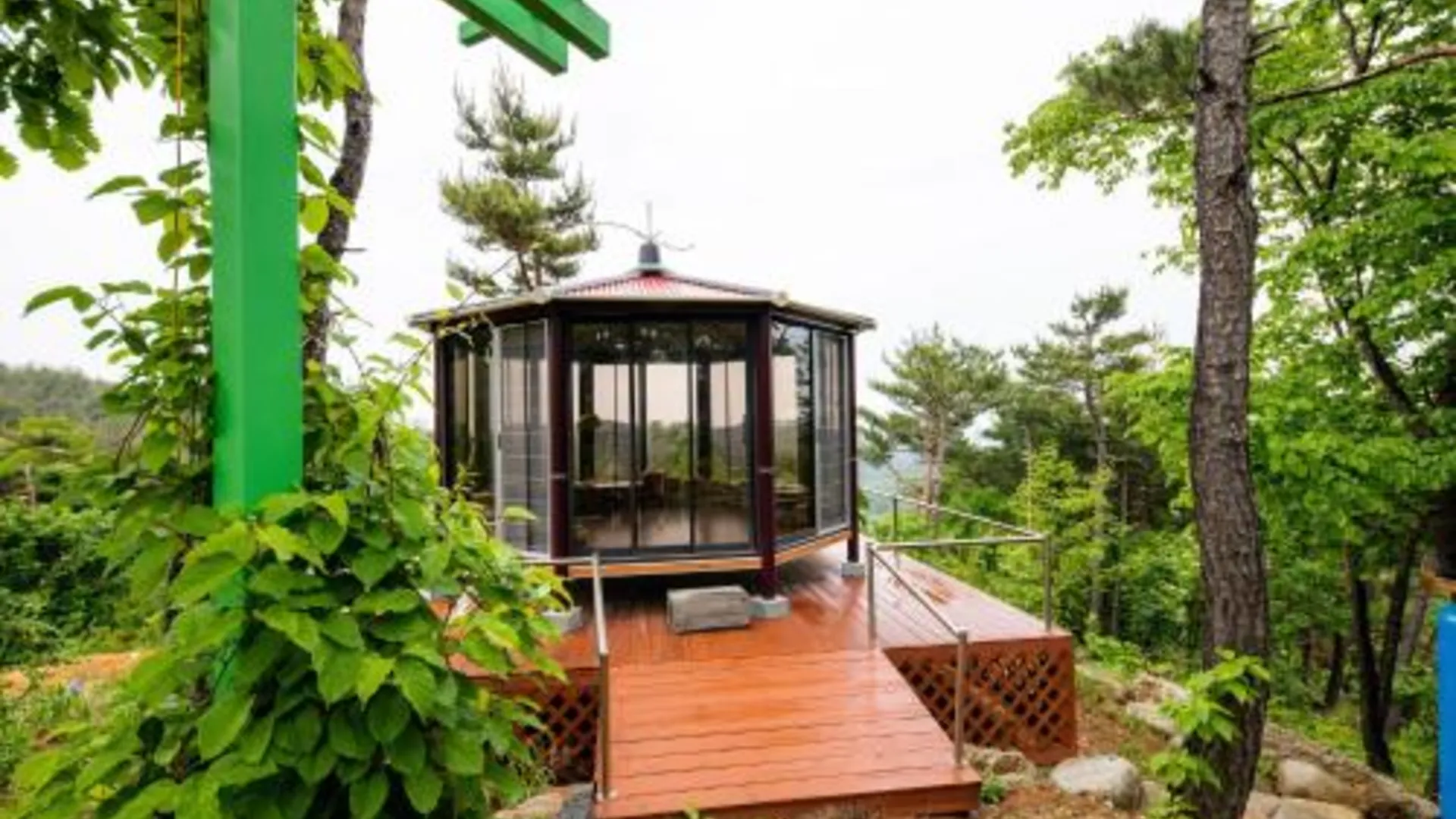 양양 청종 힐링숲 3성급 게스트하우스 로비