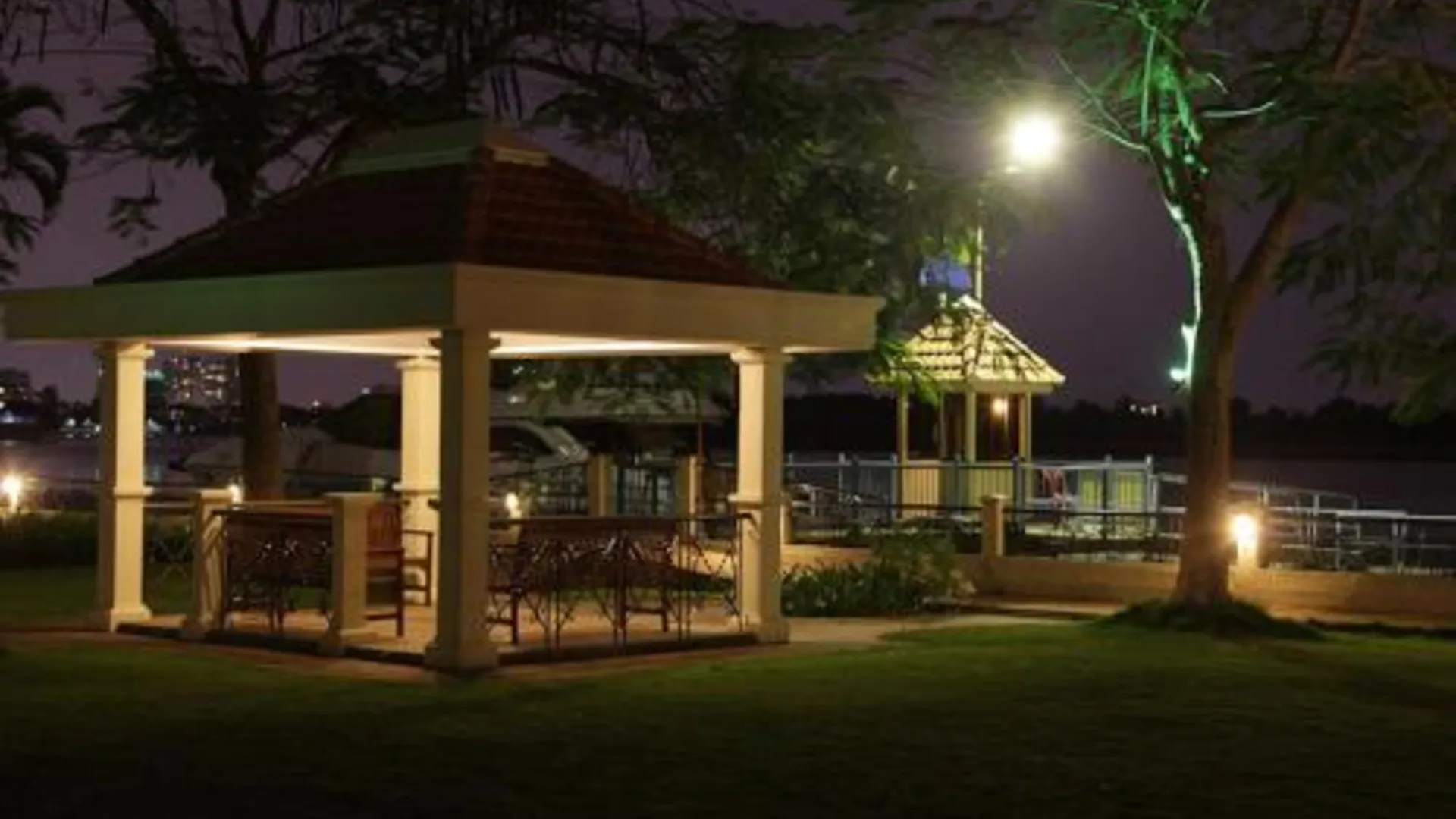 호치민 리버사이드 서비스 아파트먼트 4성급 호텔 레스토랑