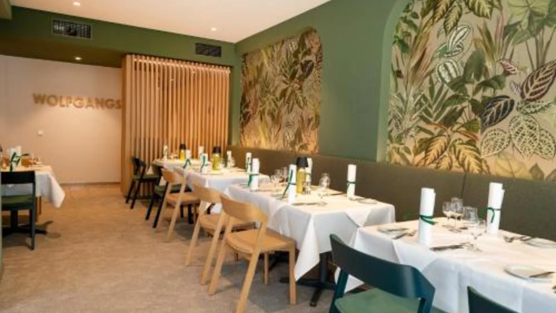 진델핑겐 Erikson Hotel 4성급 호텔 전망