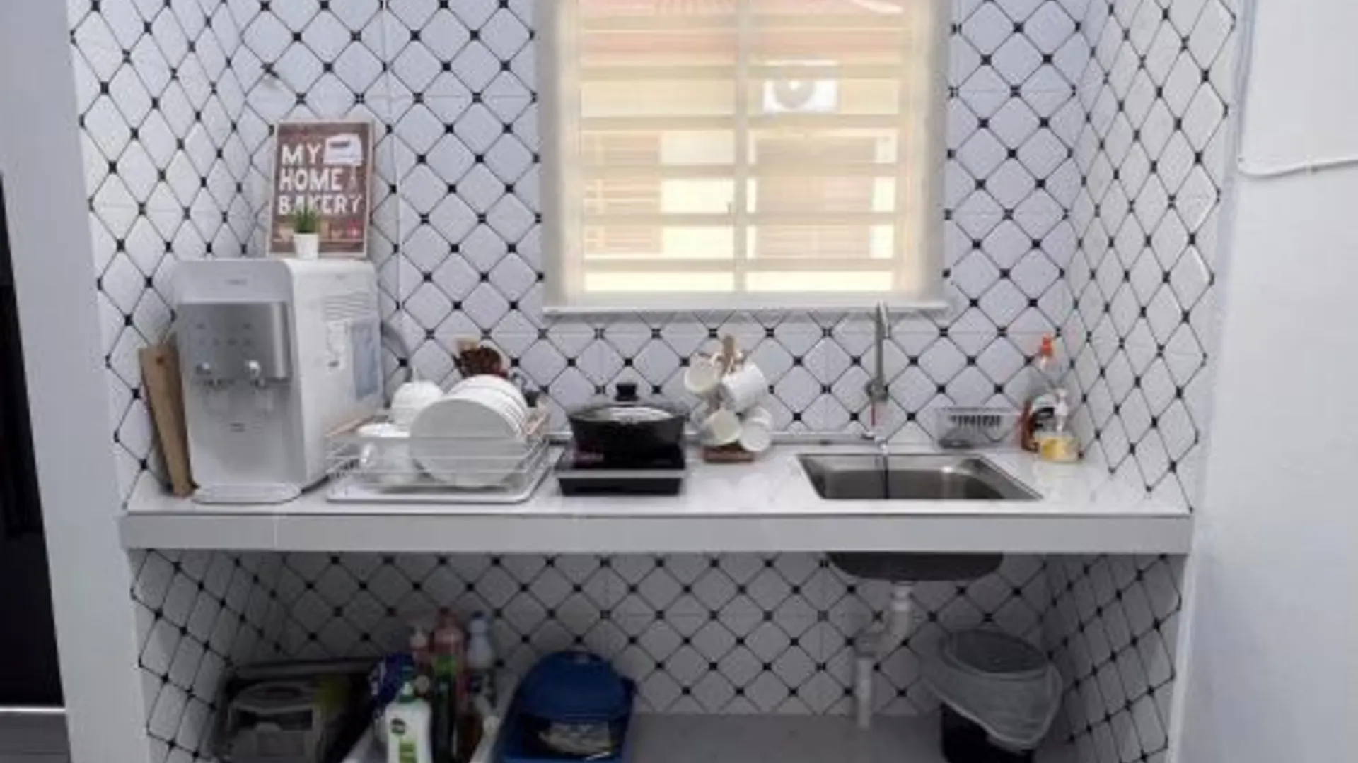 이포 캄풍 자와의 프라이빗 하우스 (m², 침실 3개, 프라이빗 욕실 1개) 2성급 게스트하우스 외관