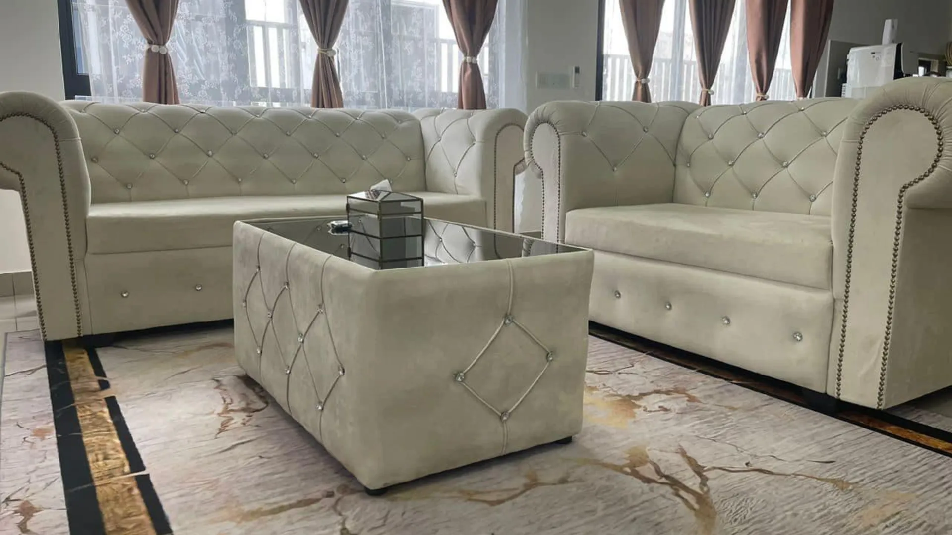 데사루 반다르 페나와르의 프라이빗 하우스 (2450m², 침실 4개, 프라이빗 욕실 3개) 4성급 게스트하우스 로비