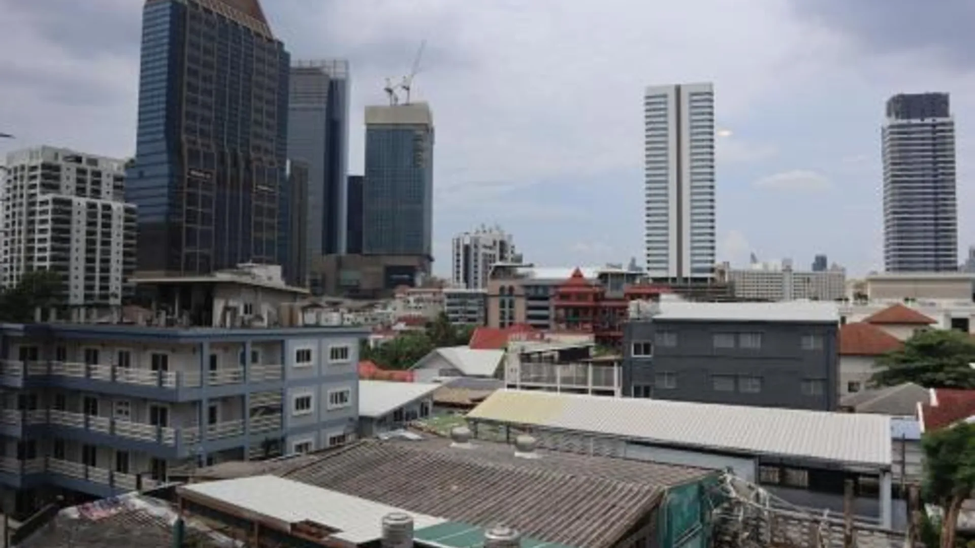 방콕 Holy Hostel Sathorn 2성급 게스트하우스 수영장