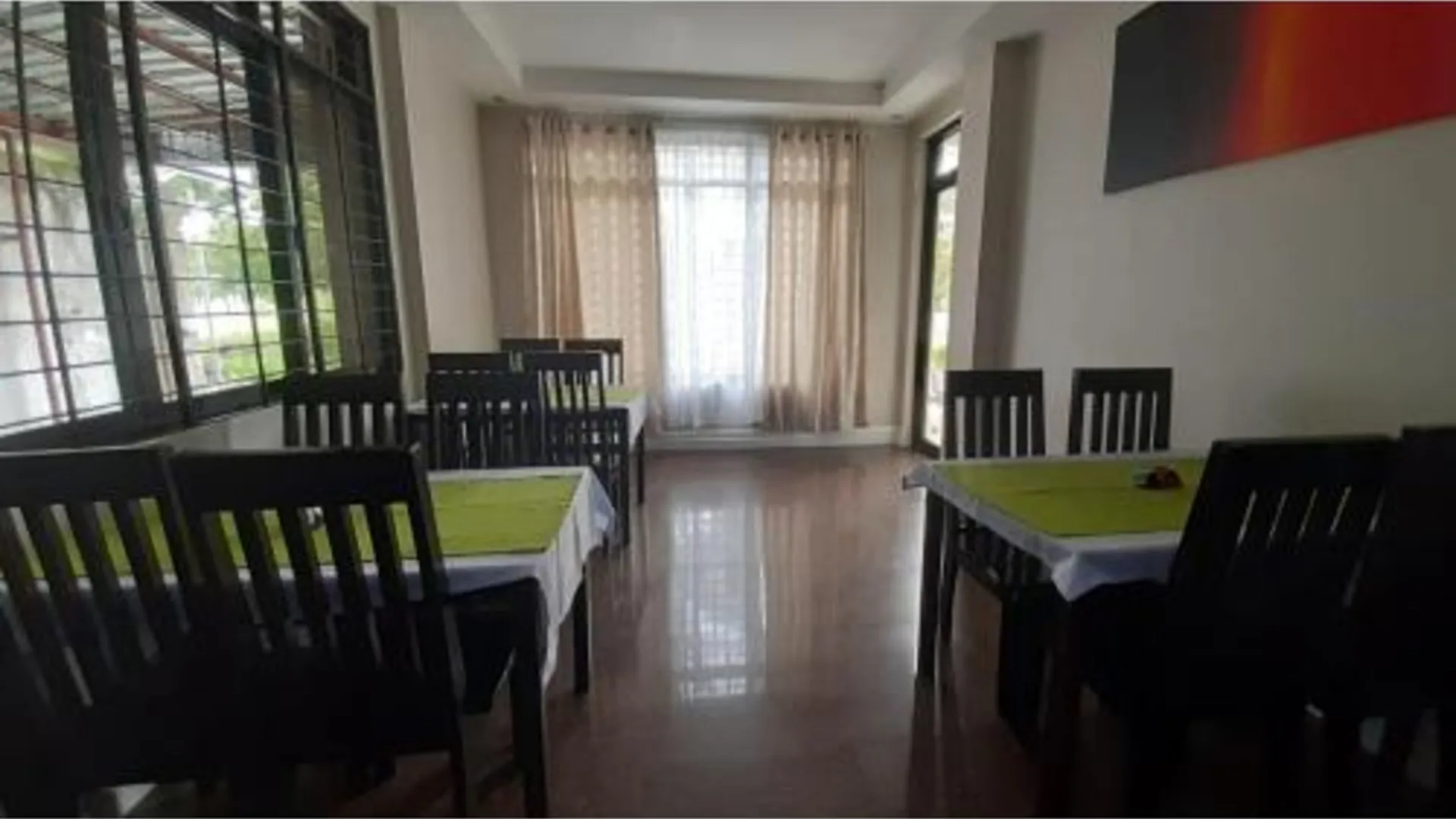 세부 아델리아다 펜시오네 호텔 2성급 호텔 외관