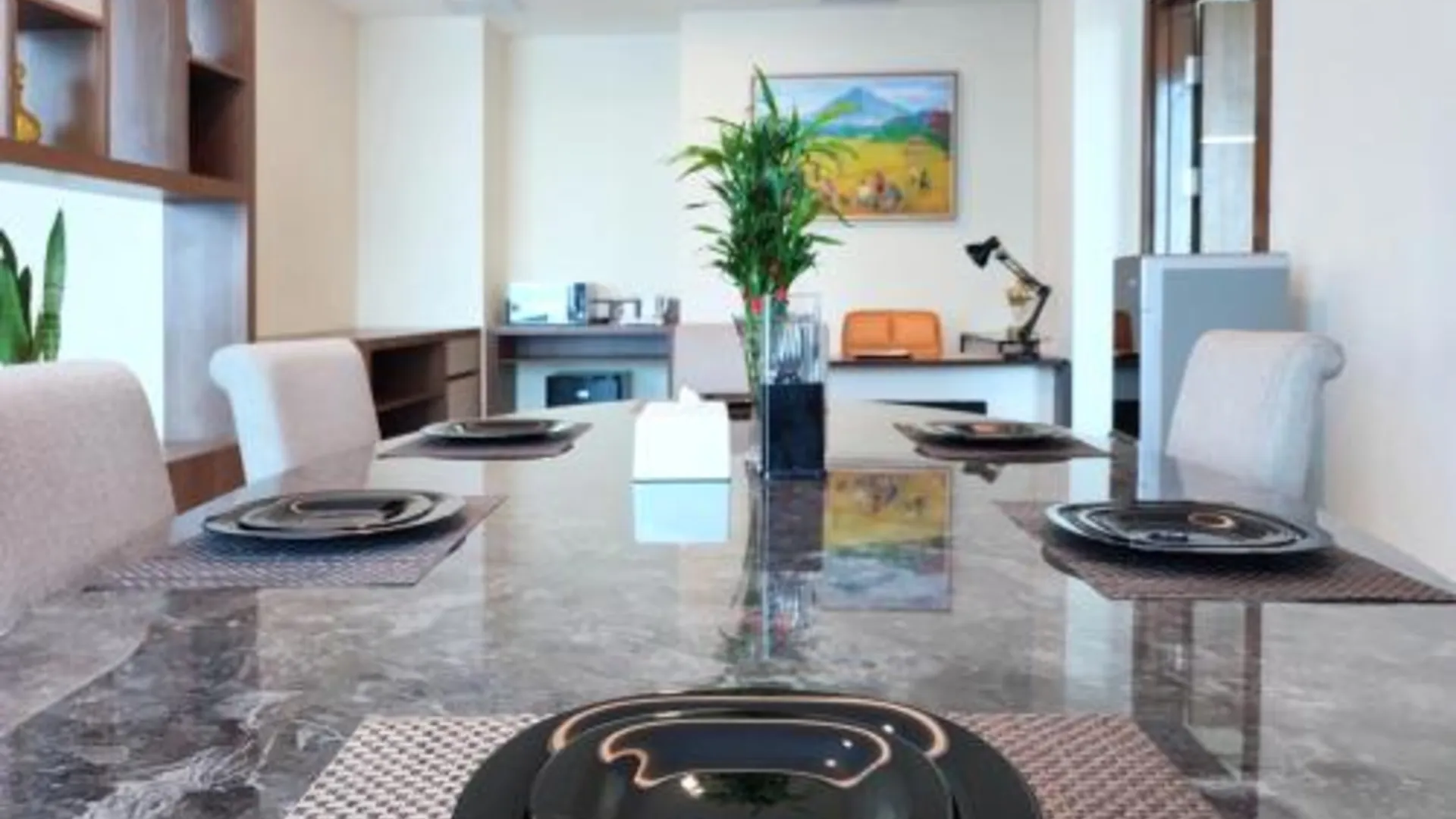 마카사르 UNHAS HOTEL & CONVENTION 4성급 호텔 레스토랑