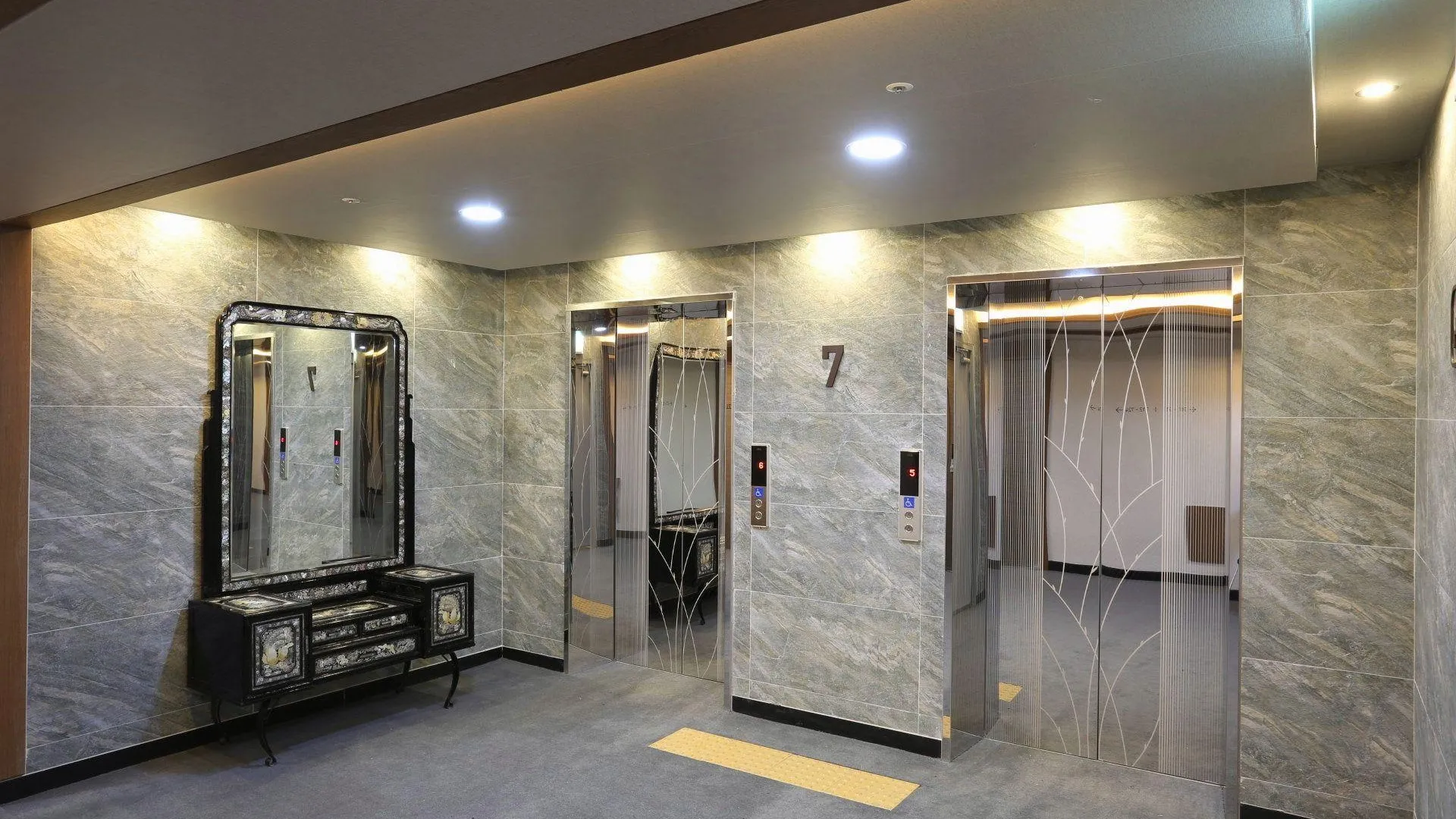 서울 호텔 베르누이 서울 4성급 호텔 수영장