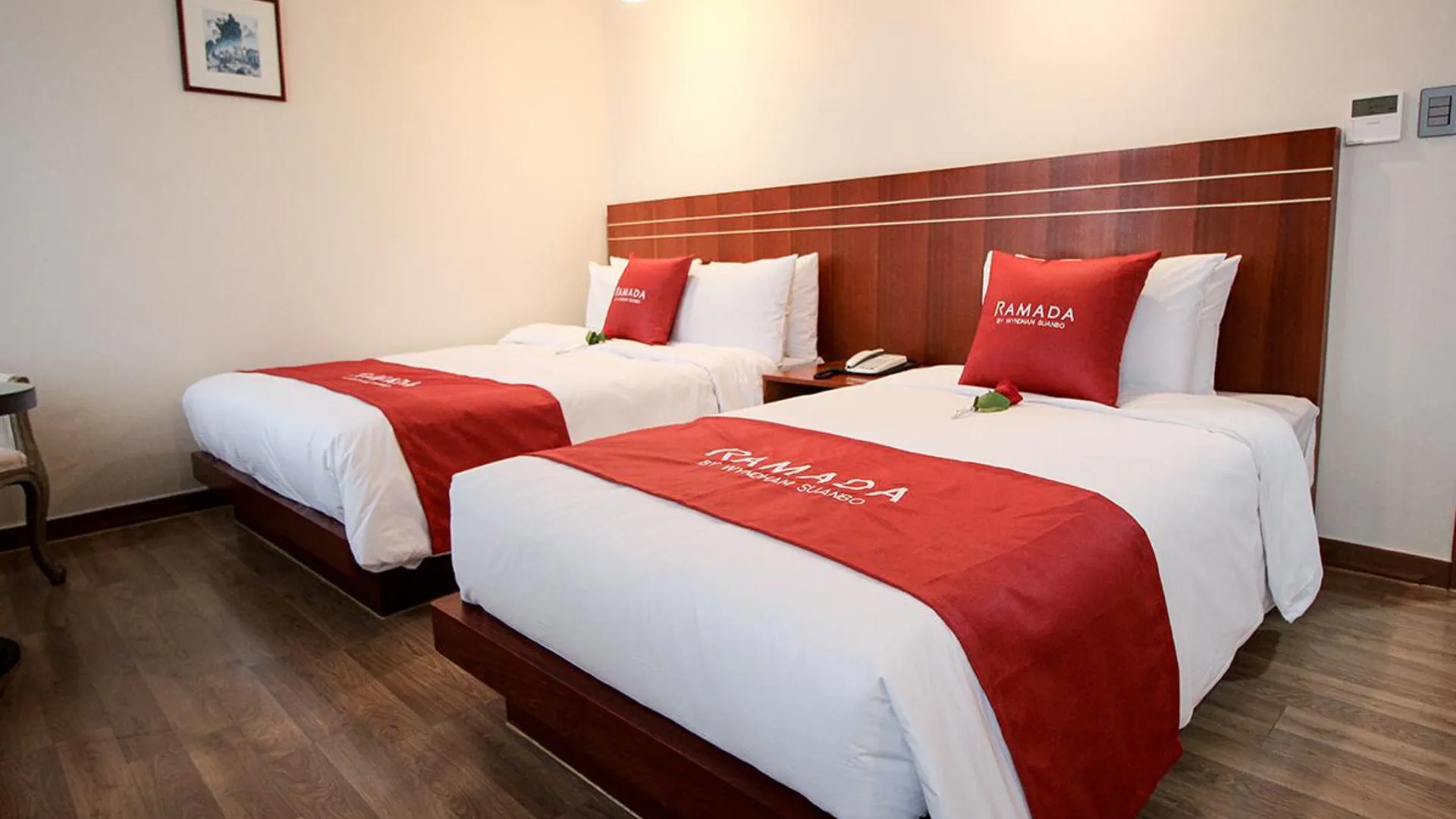 충주  라마다 바이 윈덤 충주 수안보 5성급 호텔 전망