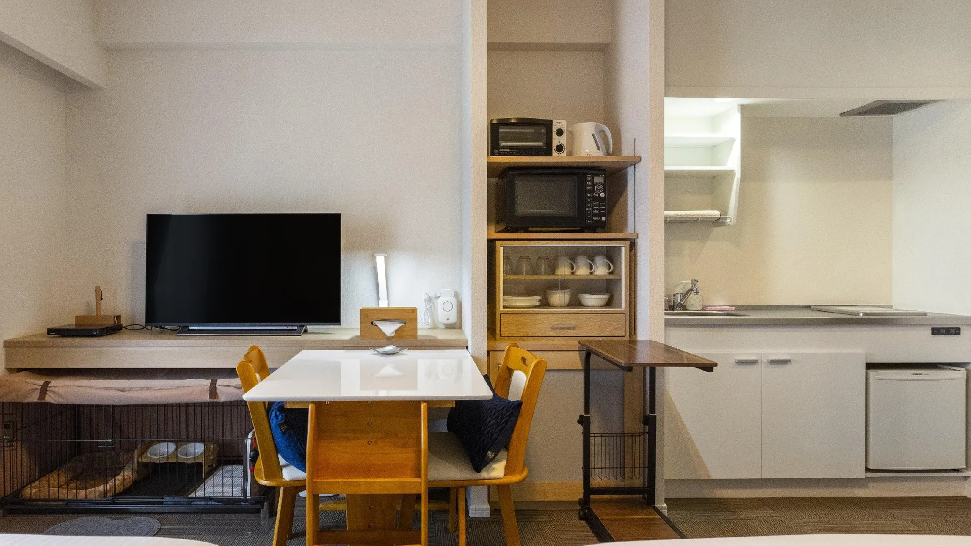 오키나와 본섬 Yenn's Marina Inn Mashiki Condo-Hotels 1성급 호텔 수영장