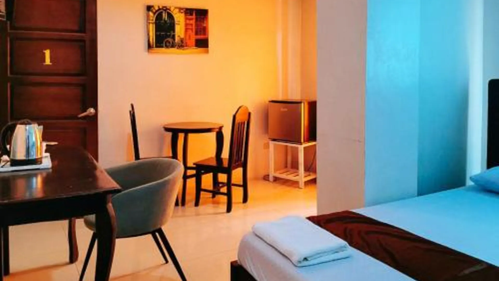 세부 레드도어즈 세그라 스퀘어 펜션 하우스 호텔 스위트룸