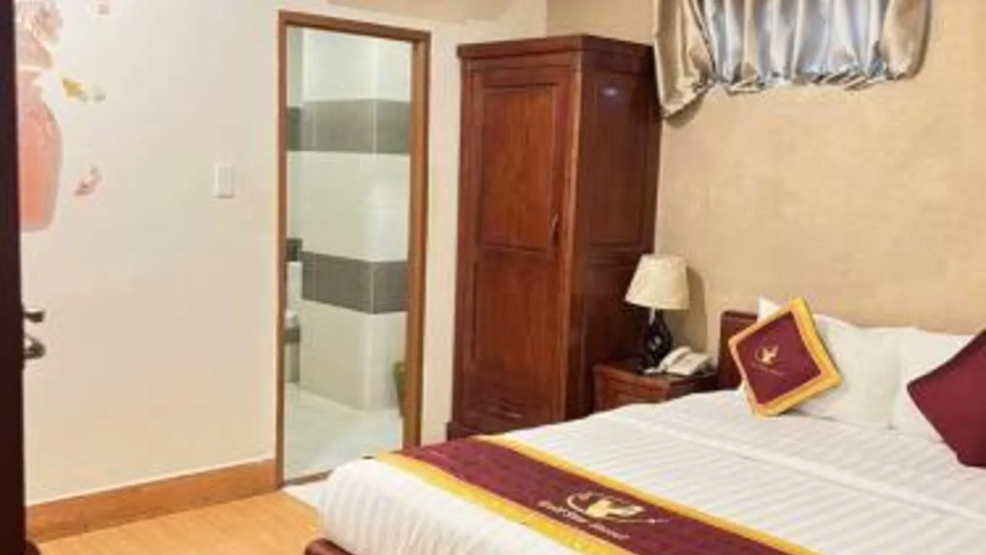 호치민 골프 스타 호텔 2성급 호텔 스위트룸