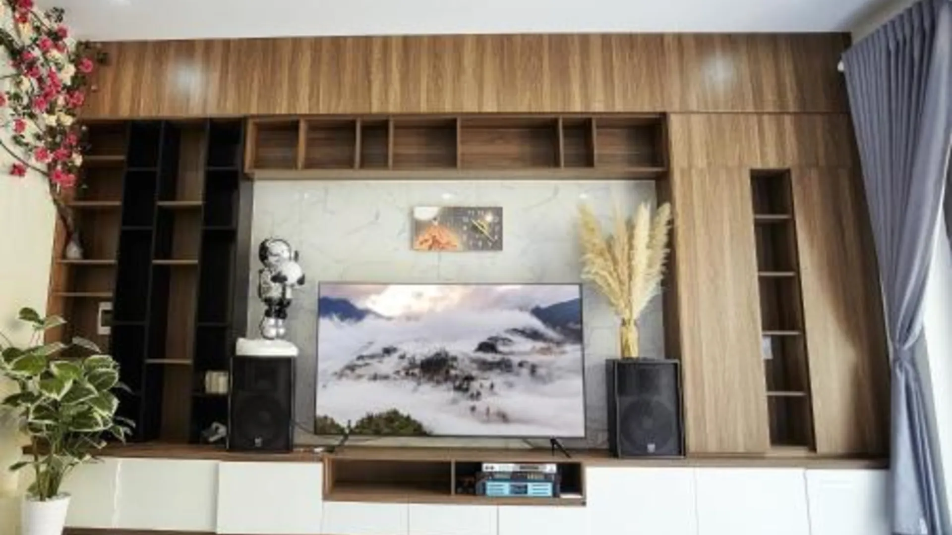 사파 언스 하우스 사파 - 오리지널 5베드룸 위드 마운틴뷰 4성급 게스트하우스 전망