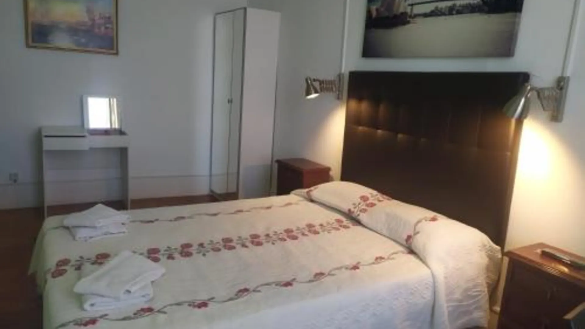 리스본 케나리우 카티타 호스텔 1성급 호텔 스위트룸