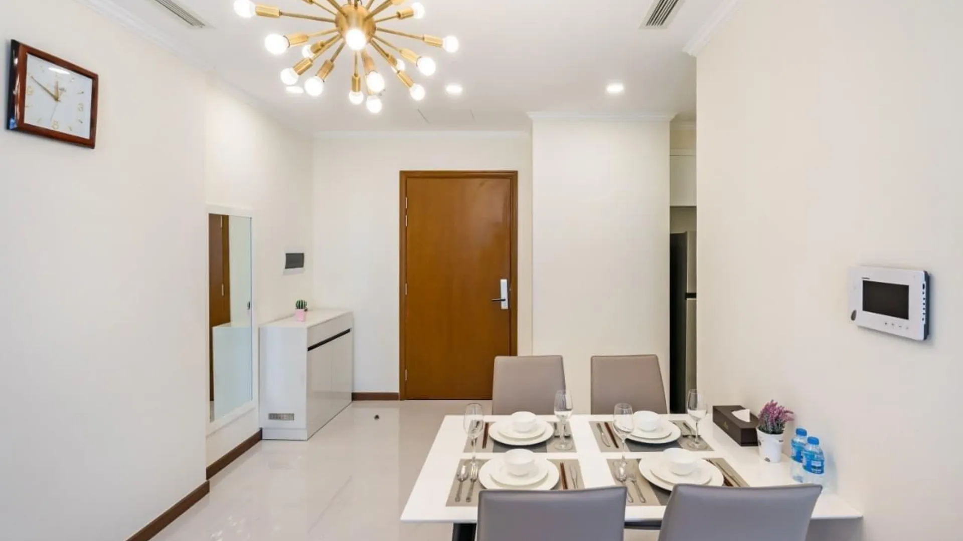 호치민 빈탄의 아파트먼트 (53m², 침실 1개, 프라이빗 욕실 1개) 5성급 싱글룸 외관