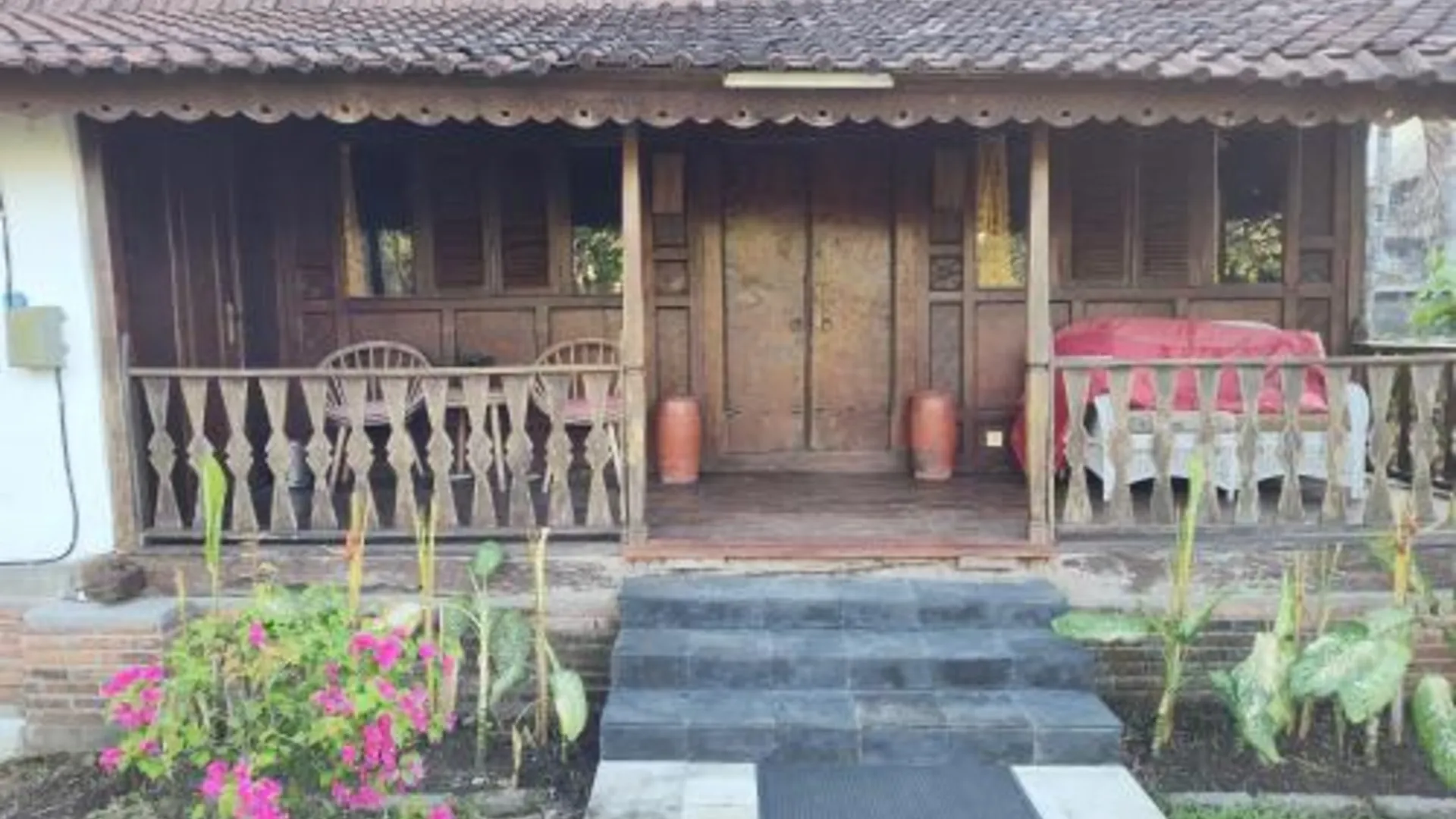 발리 Bungalow Soka 4성급 싱글룸 레스토랑