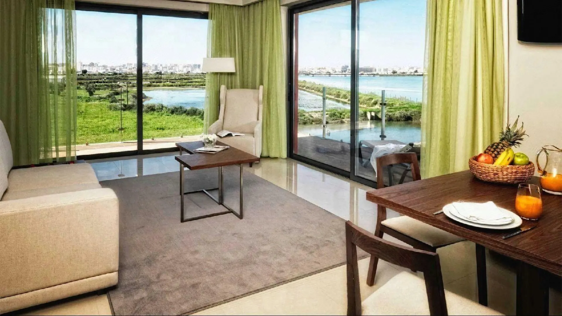 리고아 아구아호텔 리버사이드 4성급 호텔 스위트룸