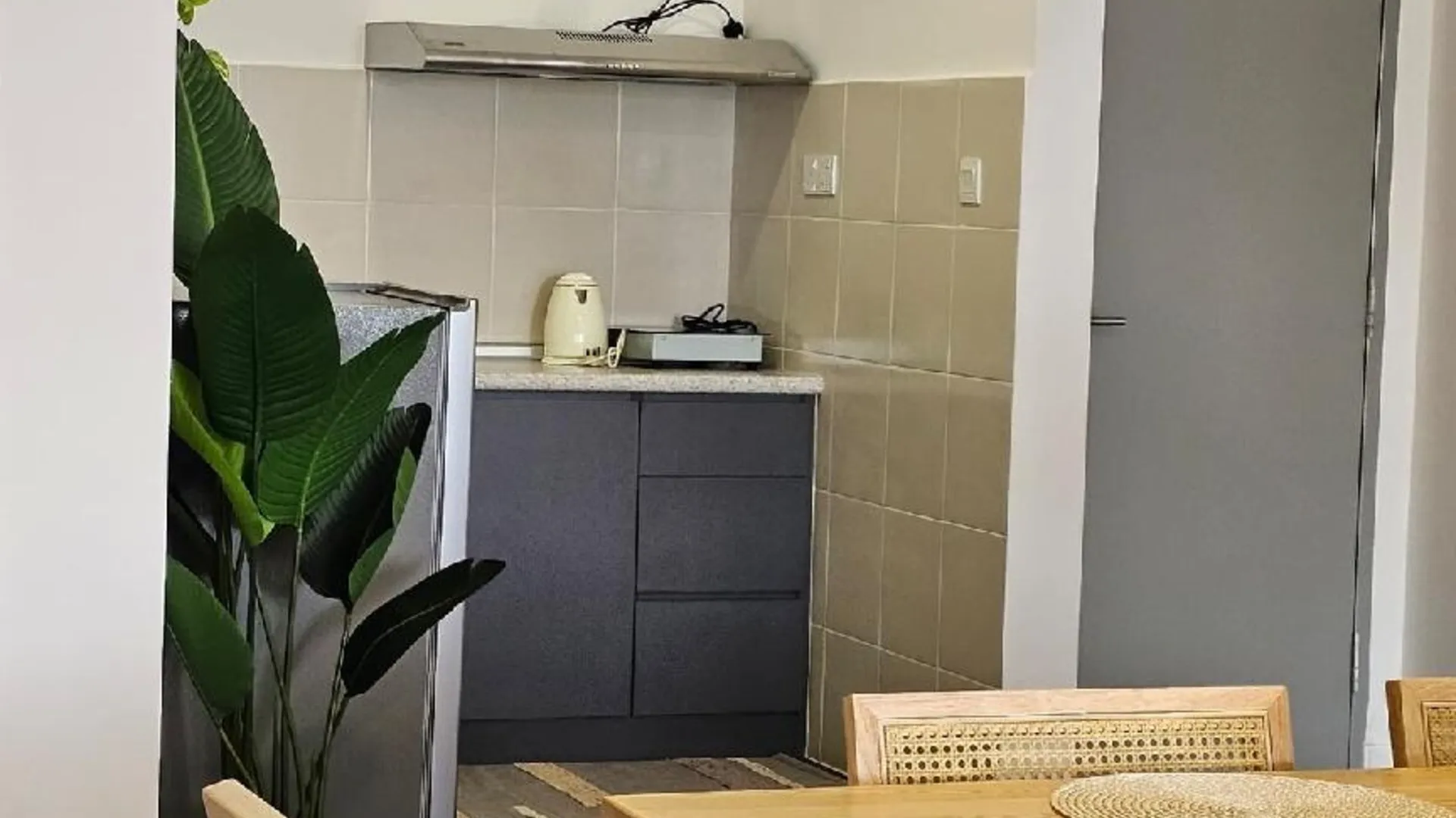 카메론 하일랜즈 브린창의 프라이빗 하우스 (1930m², 침실 2개, 프라이빗 욕실 2개) 4성급 싱글룸 레스토랑