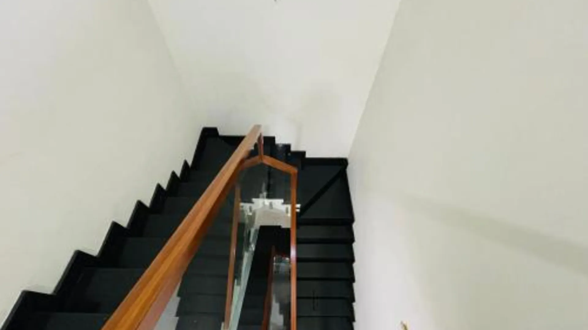 호치민 투덕의 프라이빗 하우스 (20m², 침실 1개, 프라이빗 욕실 1개) 2성급 게스트하우스 스위트룸