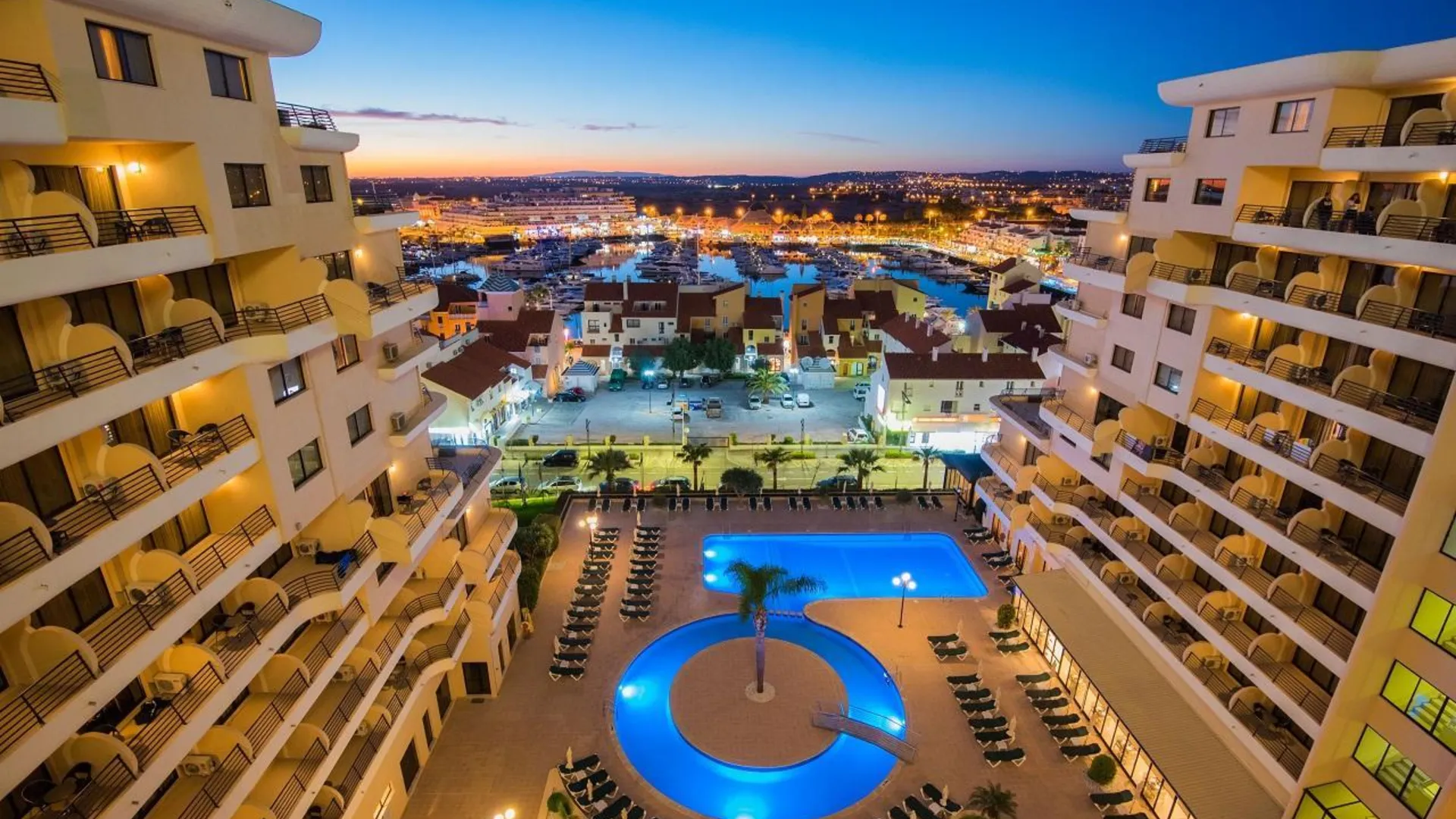 빌라무라 빌라 갈레 마리나 호텔 4성급 호텔 스위트룸