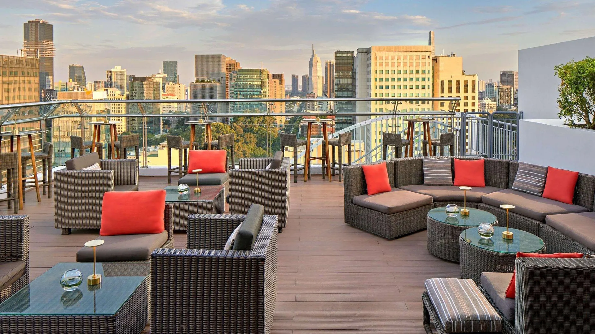 호치민 노보텔 사이공 센터 호텔 4성급 호텔 외관