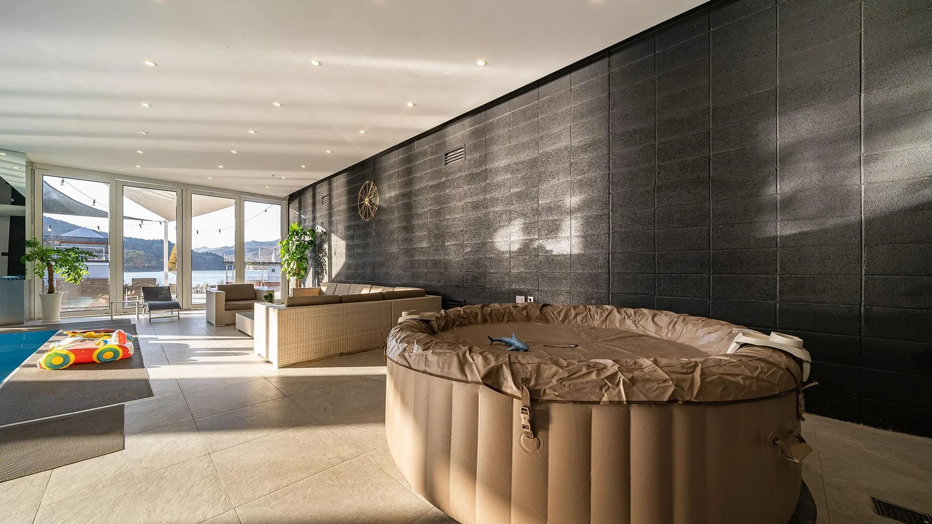 가평 호텔 하우스 3성급 호텔 수영장