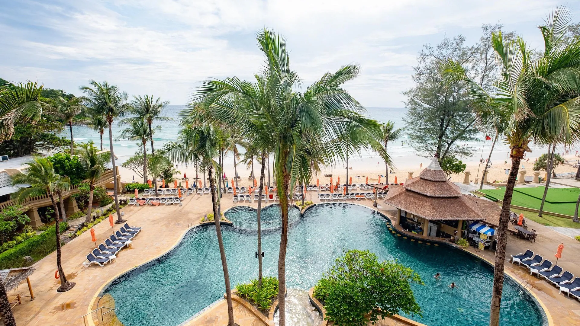 푸켓 비욘드 카타 4성급 호텔 수영장