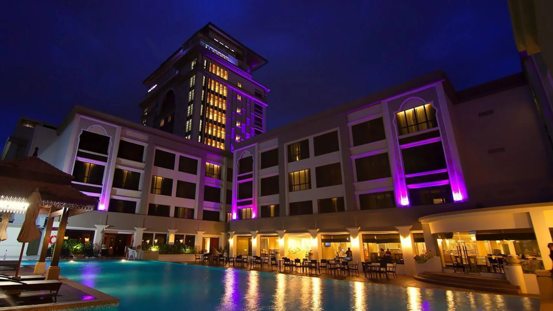 코타바루 페르다나 코타 바루 4성급 호텔 스위트룸