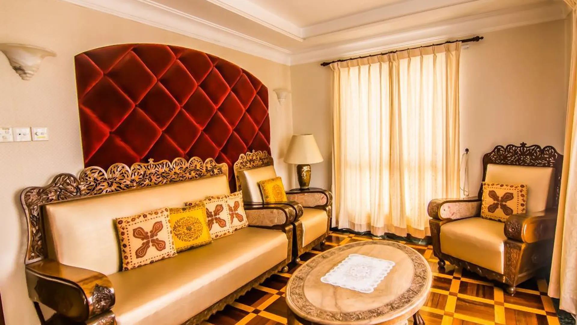 코타키나발루 마리나 트래블러스 스위트 @ 마리나 코트 리조트 콘도 5성급 게스트하우스 스위트룸