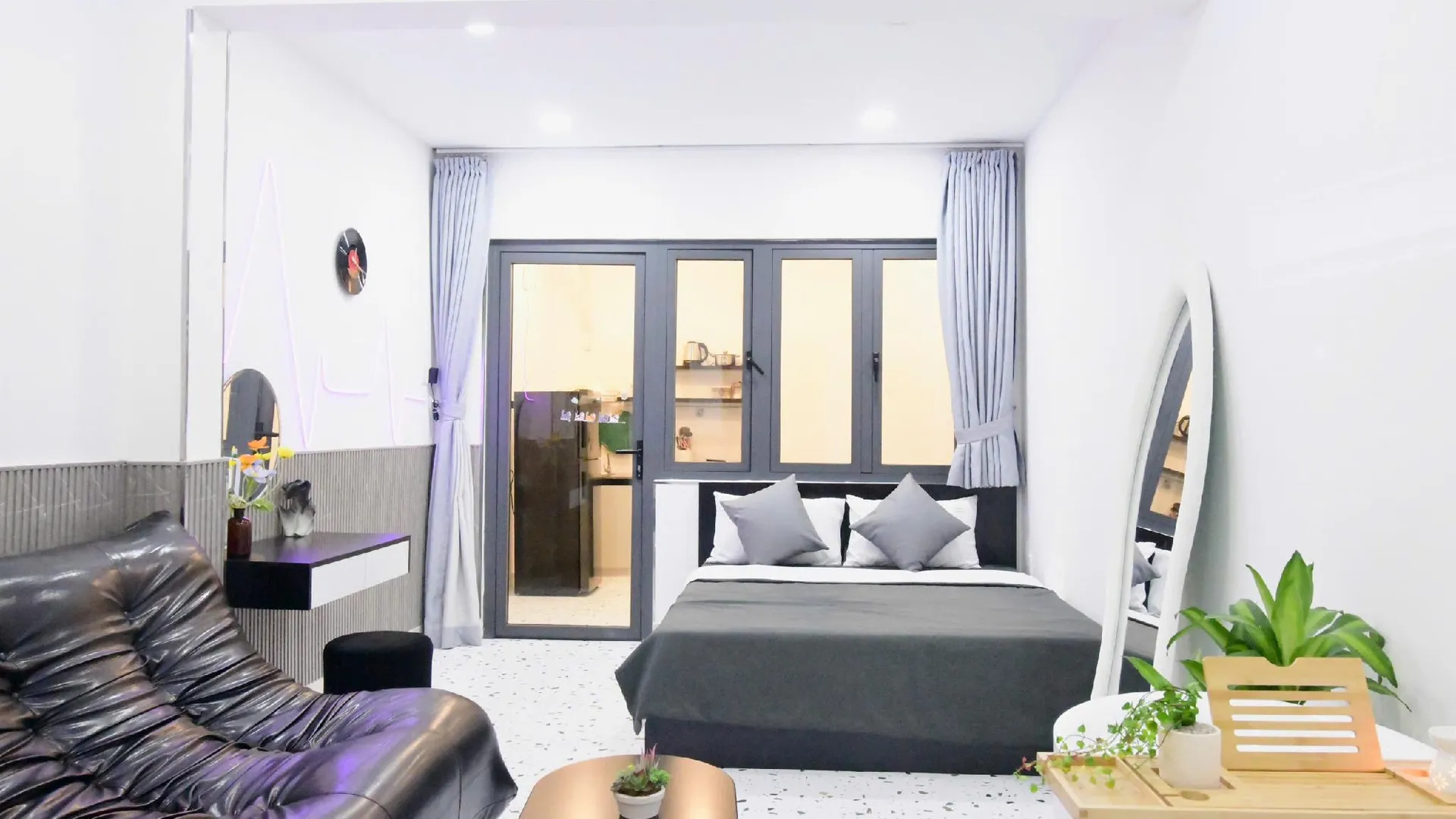 호치민 MQ 빌리지 - 홈스테이 디스트릭트 1 4성급 호텔 스위트룸