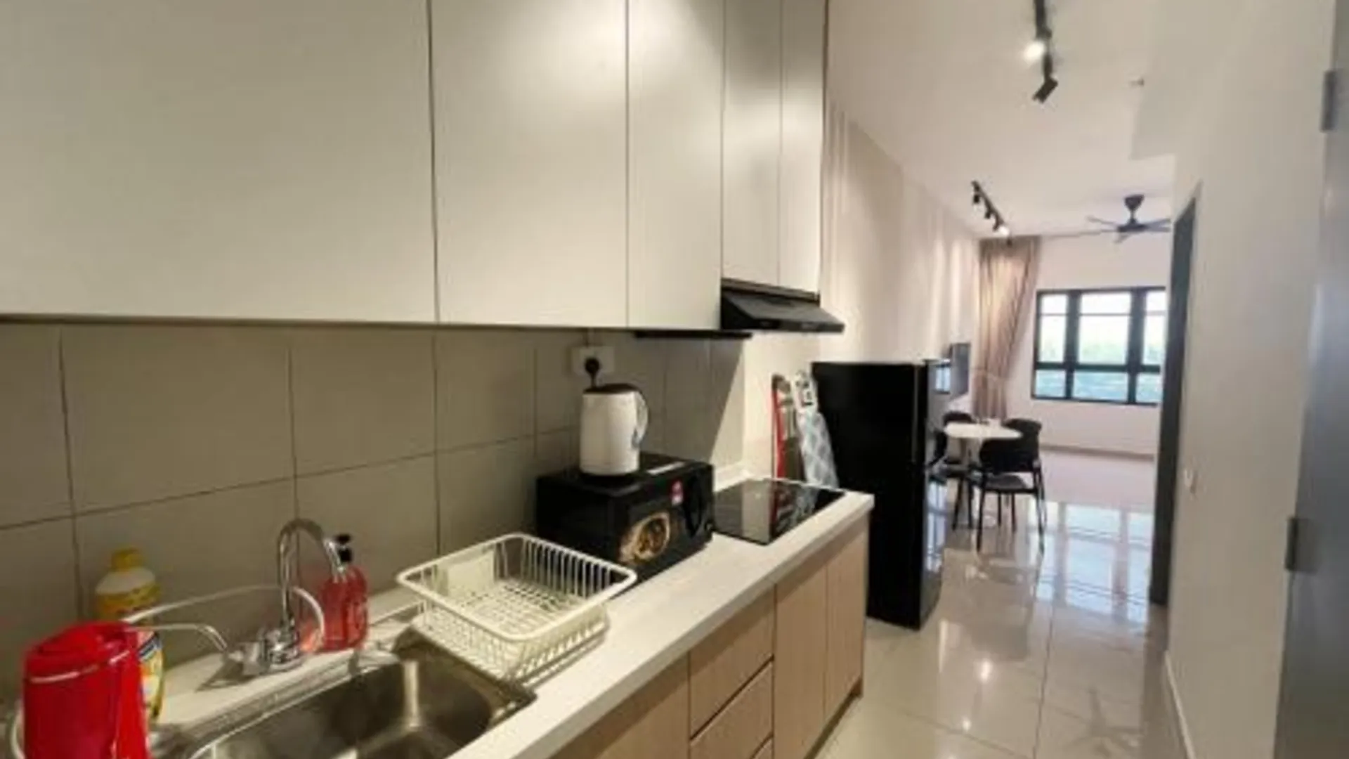 페탈링자야 Central Park Damansara Near KPJ,1Utama by TheHomez 5성급 게스트하우스 레스토랑