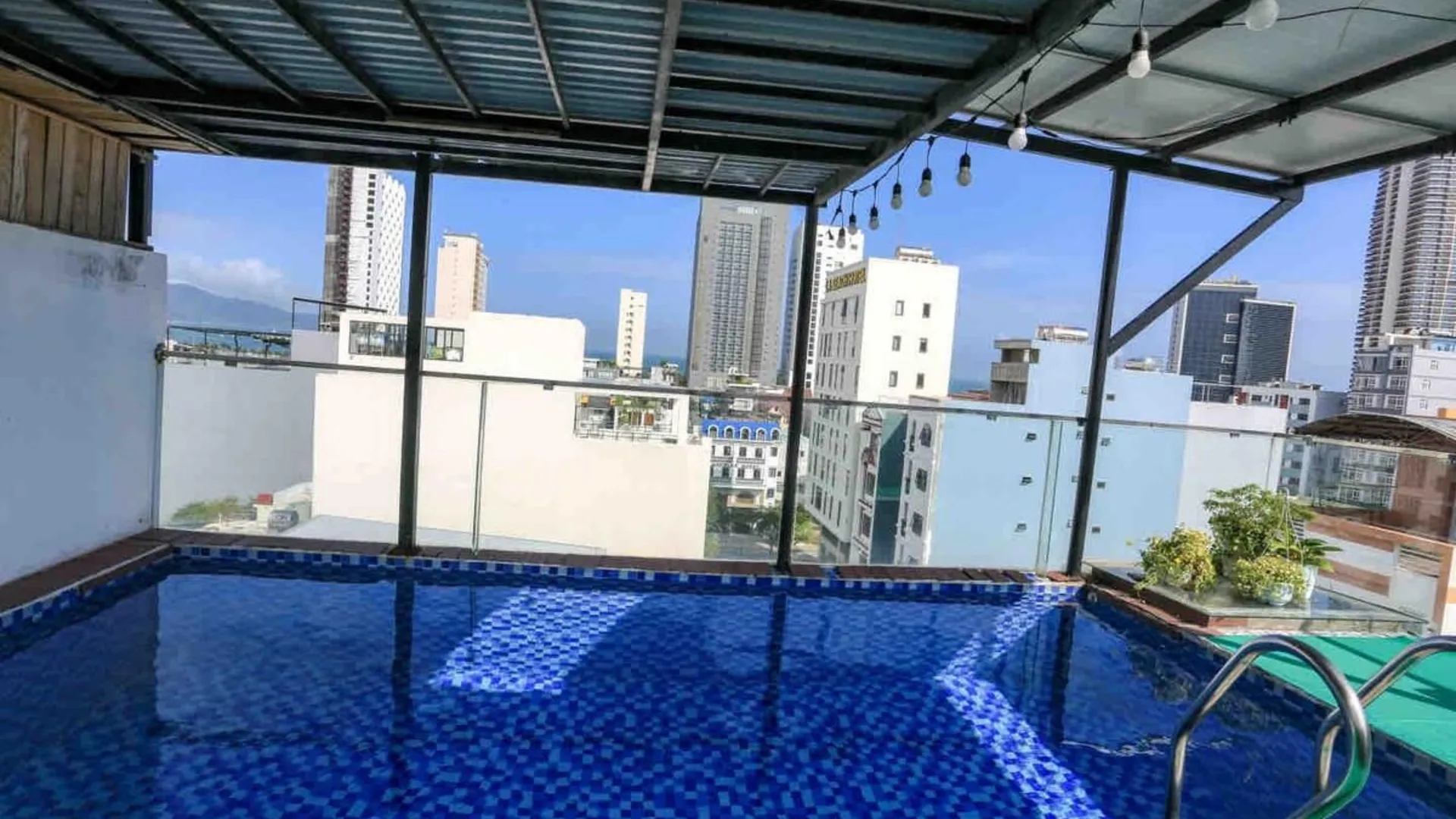다낭 POOL Seaview 4B - Blue Sea Apartment - Near Beach 4성급 게스트하우스 객실