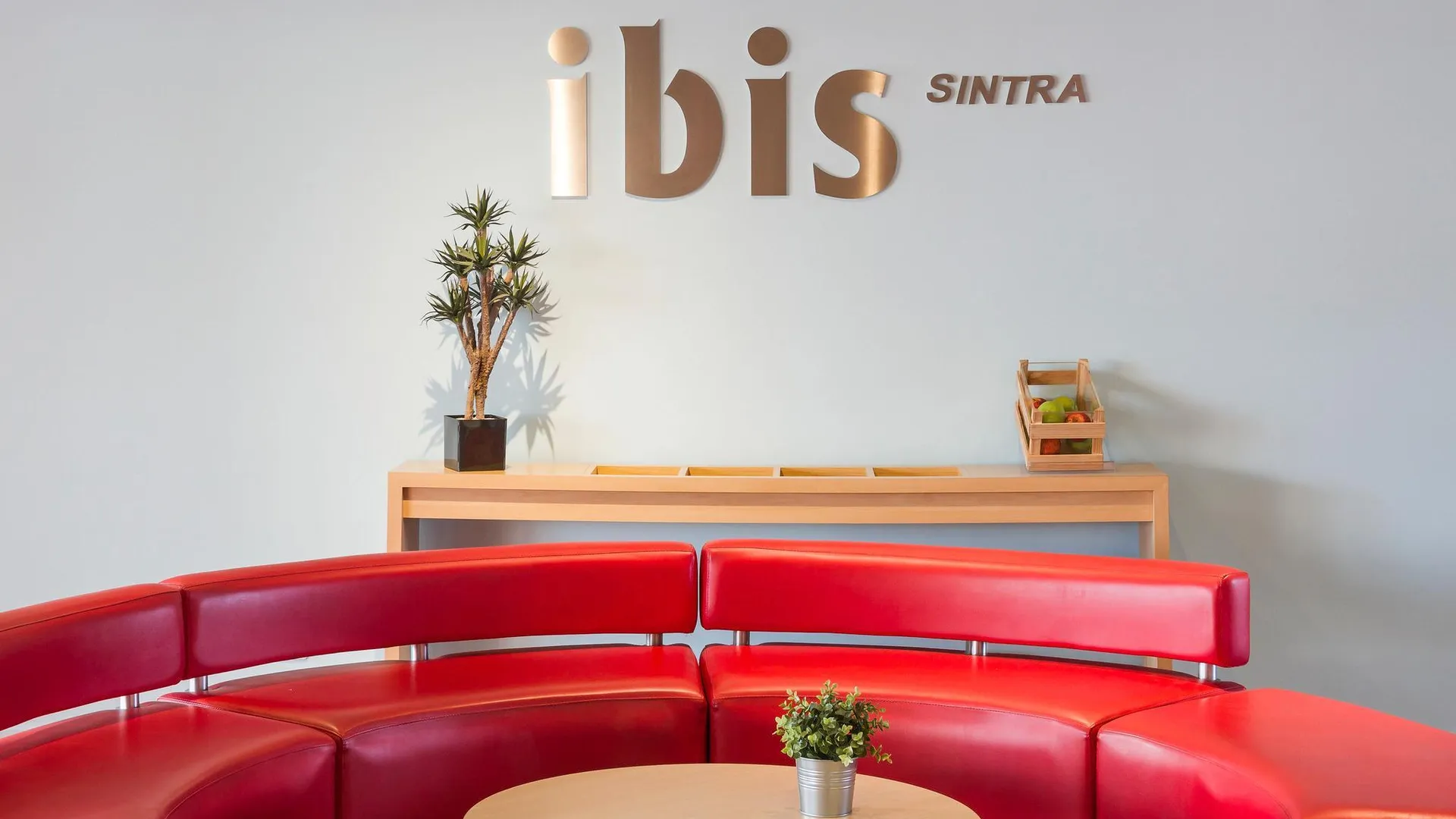 신트라 이비스 리스보아 신트라 2성급 호텔 수영장