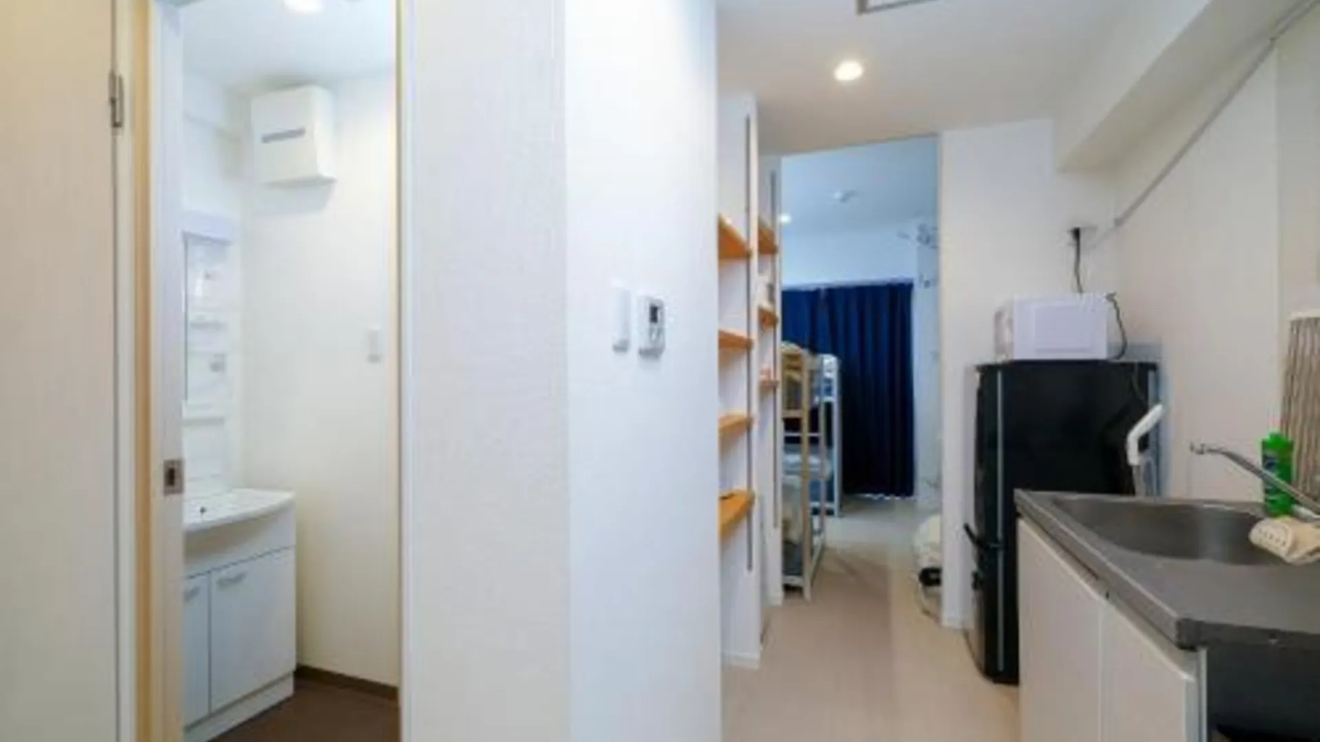 오키나와 본섬 굿 라이프 아파트먼트 2성급 호텔 로비