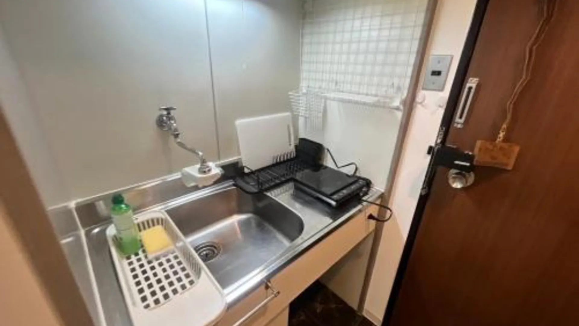 오사카 新大阪徒步30秒 Shinosaka Station 30s, Direct to Kansai Airport 關西空港直達, Universal Studio 16 mins, Umeda 6 m 2성급 싱글룸 수영장