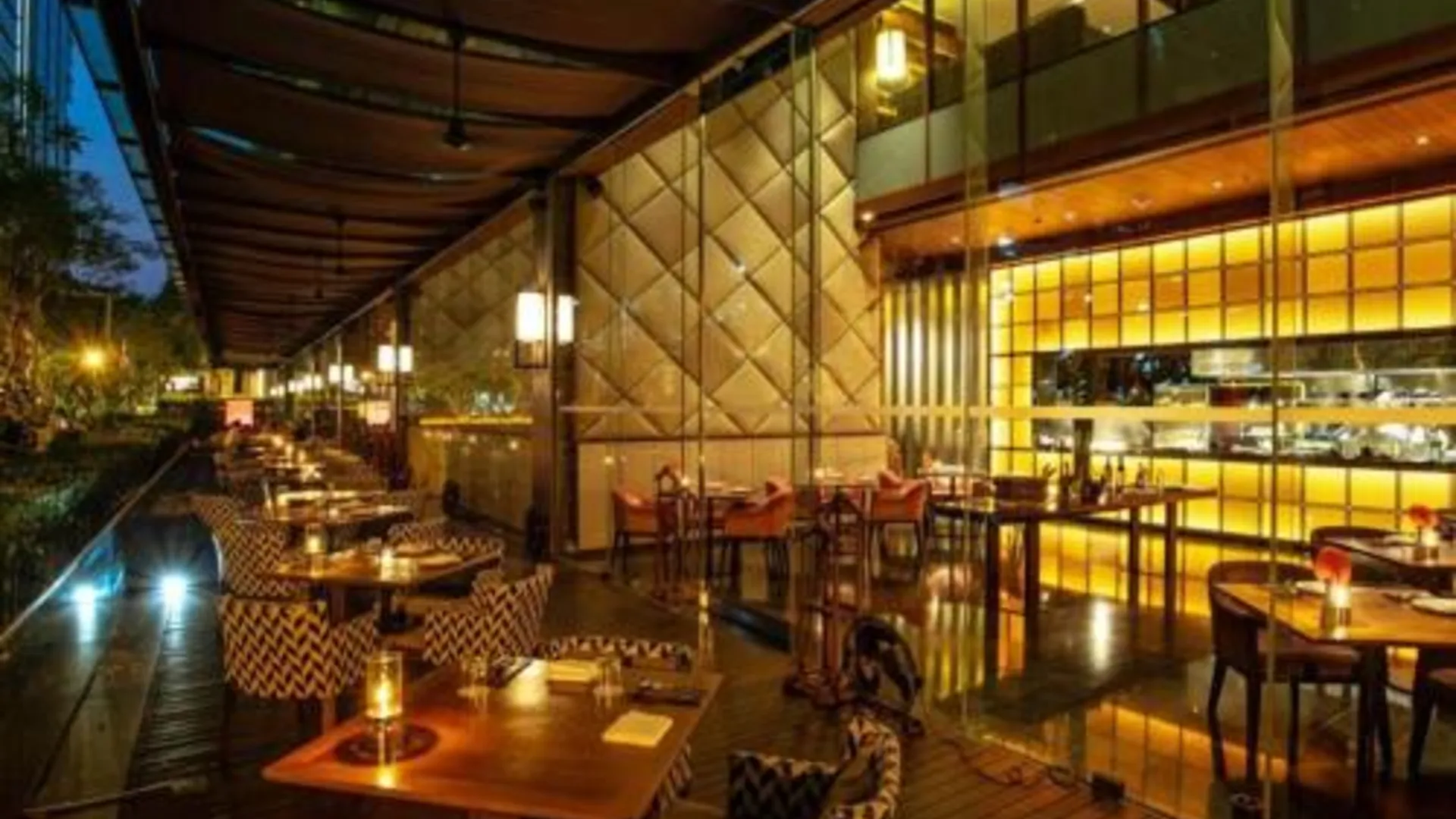 방콕 한사르 방콕 호텔 5성급 호텔 외관