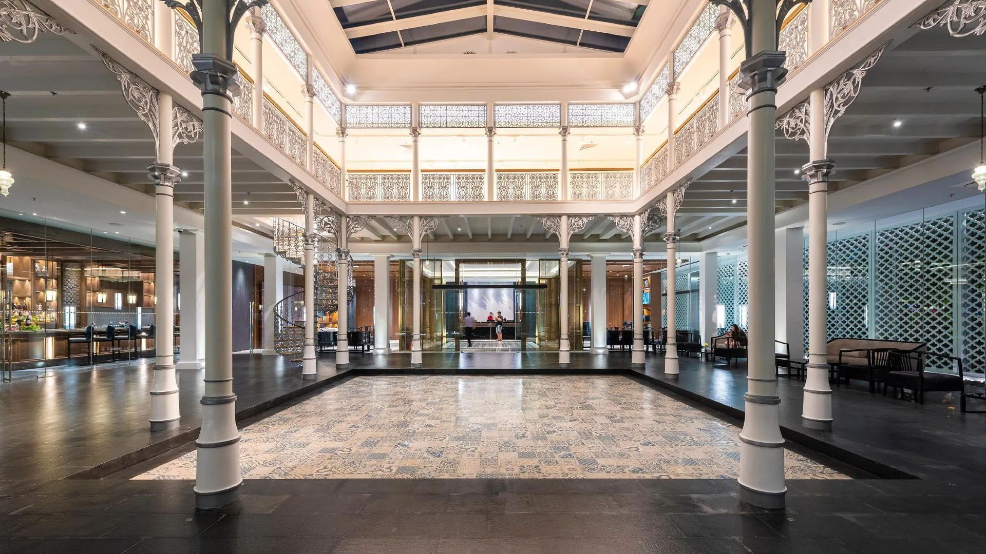 푸켓 라마다 플라자 바이 윈덤 차오 파 5성급 호텔 스위트룸