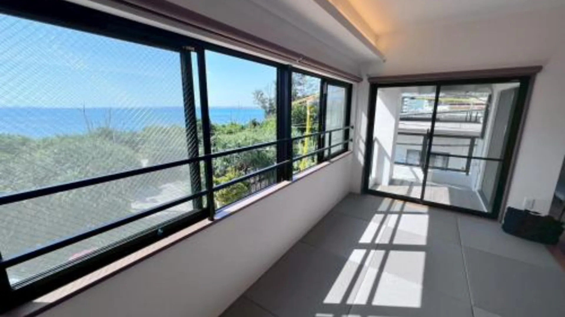 오키나와 본섬 LAGUNA OKINAWA Beachfront YAKA 4성급 호텔 객실