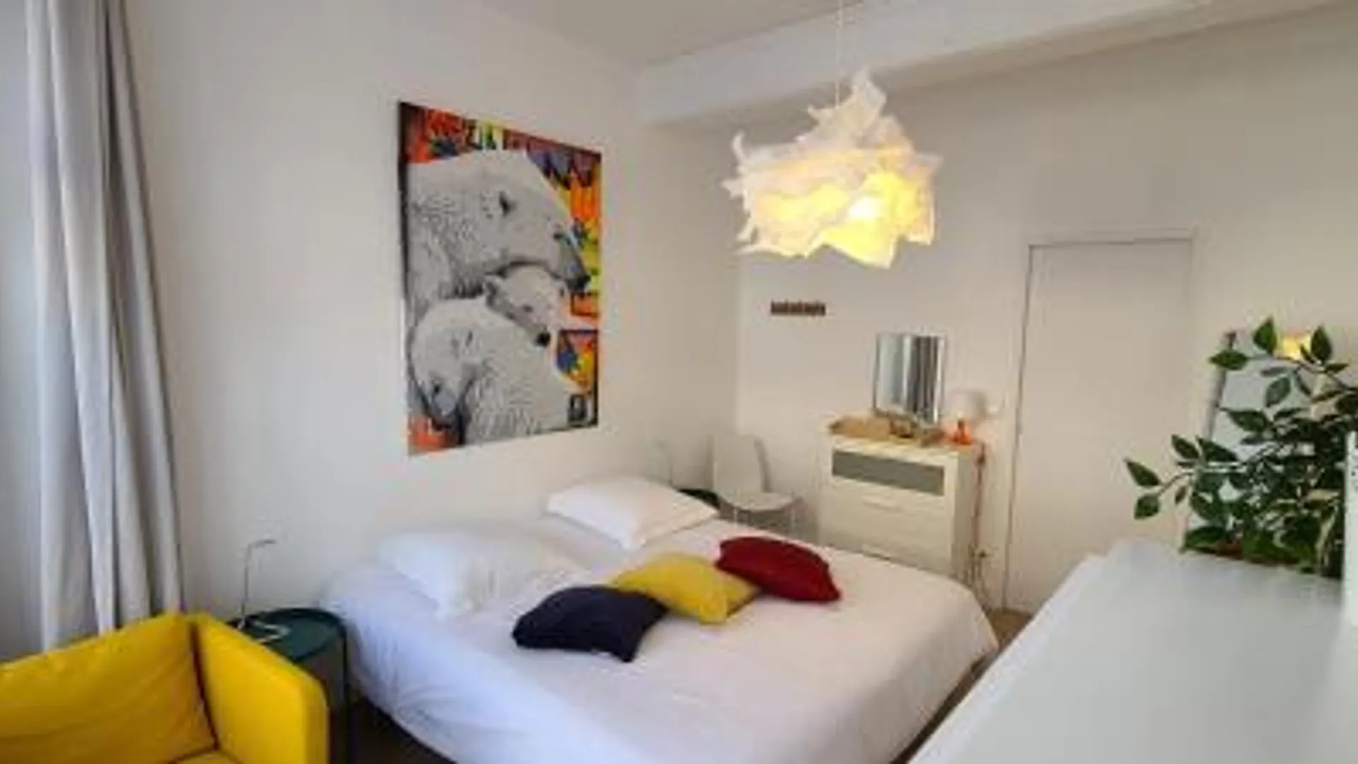 솔리유 Chambre de charme à Saulieu 3성급 호텔 객실