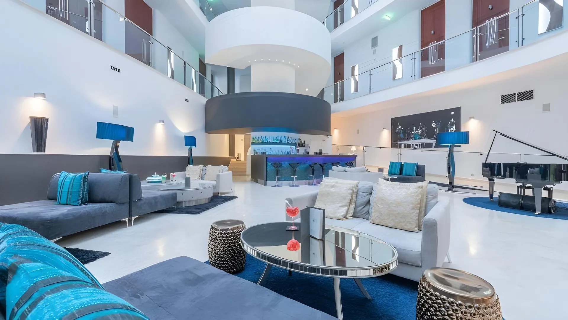 알부페이라 아쿠아 페드라 두스 비쿠스 디자인 비치 호텔 - 성인 전용 4성급 호텔 로비