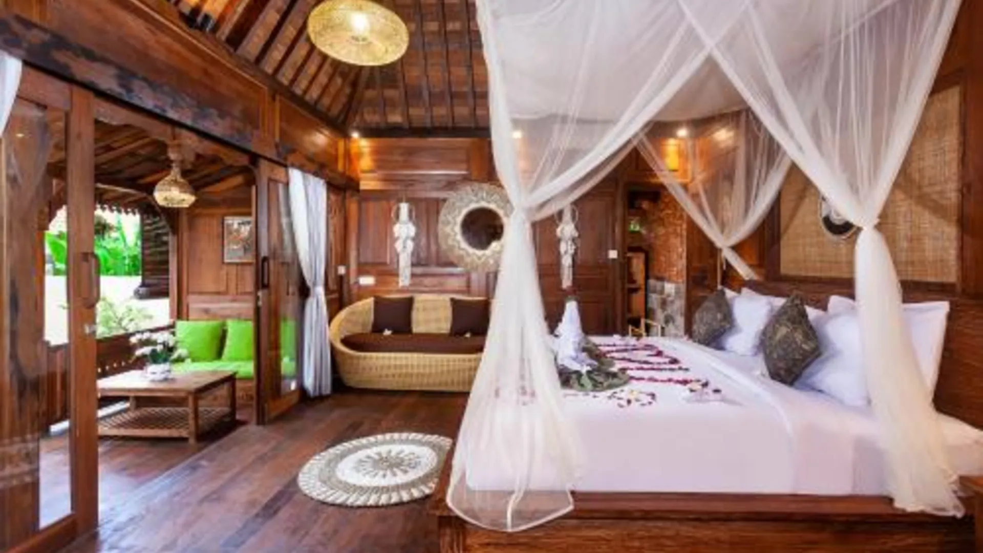 발리 Pundi Kaya 4성급 호텔 스위트룸