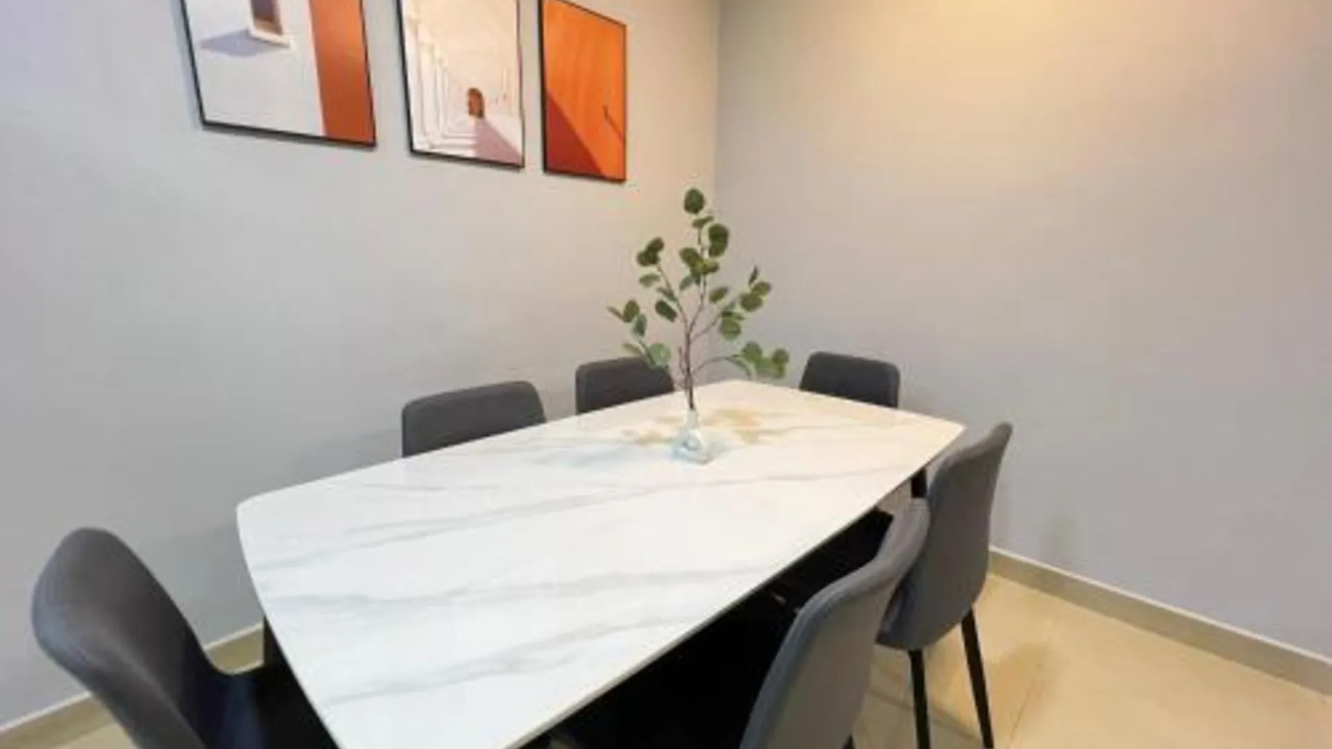 쿠안탄 쿠안탄 시티의 프라이빗 하우스 (m², 침실 4개, 프라이빗 욕실 2개) 2성급 게스트하우스 로비