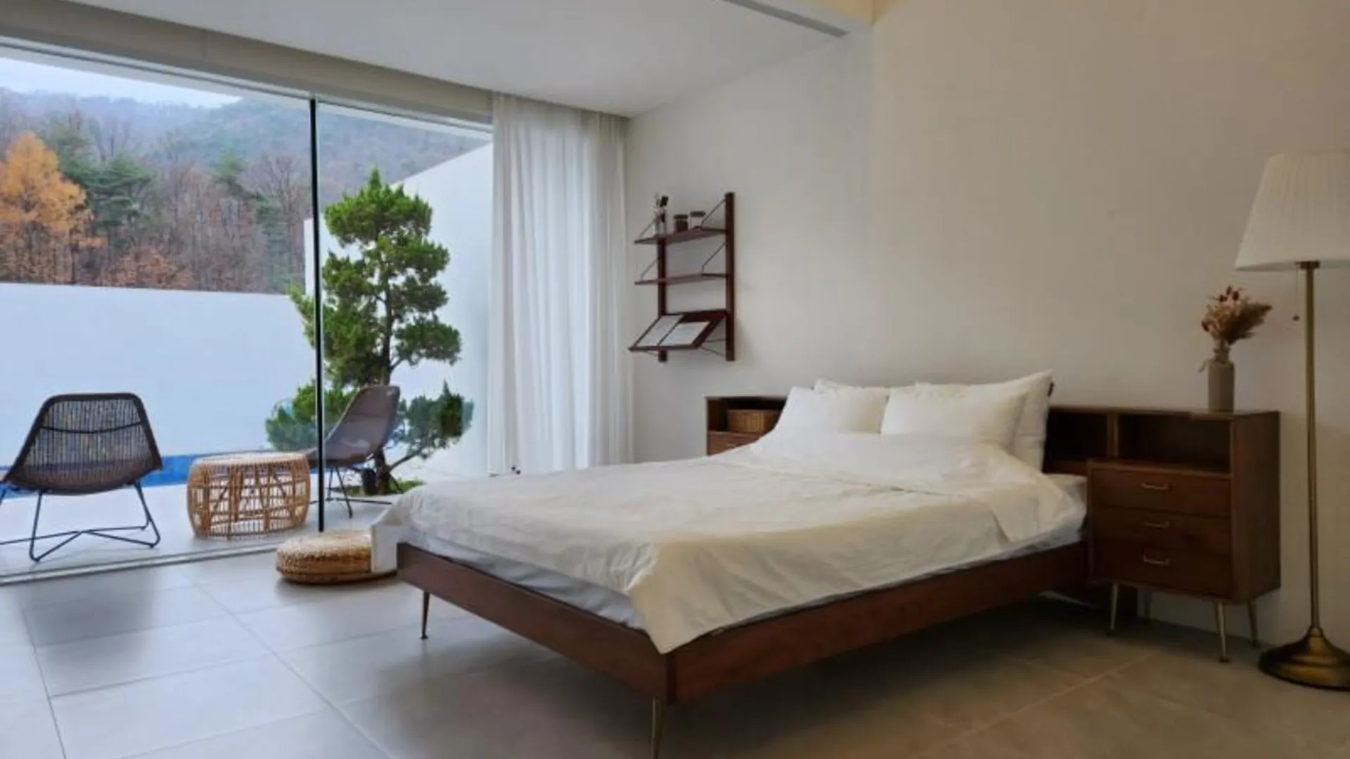 공주 공주 화이트리풀빌라 4성급 게스트하우스 스위트룸